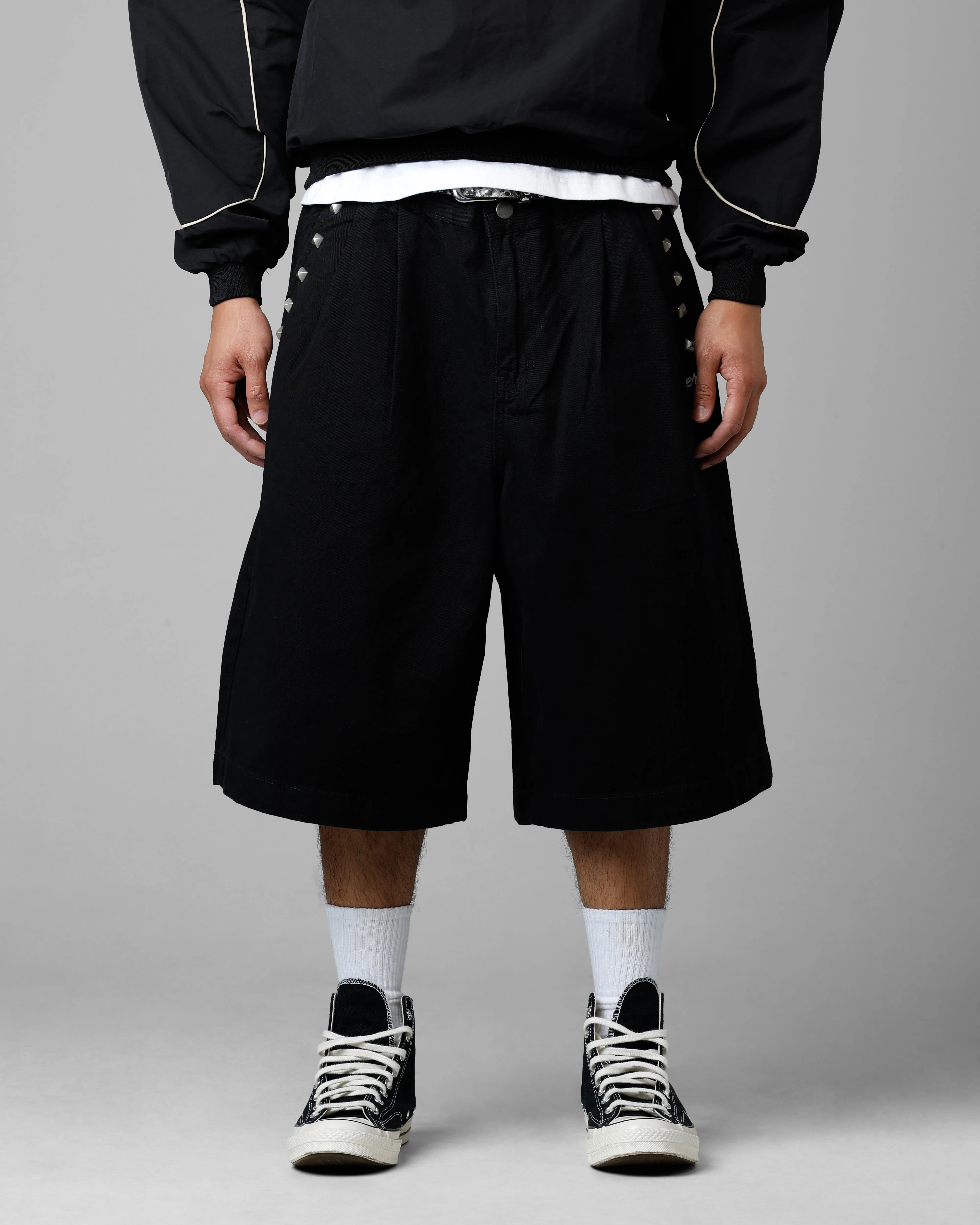 Loiter 3 Quarter Shorts Black Core Stretch Comfy Feel