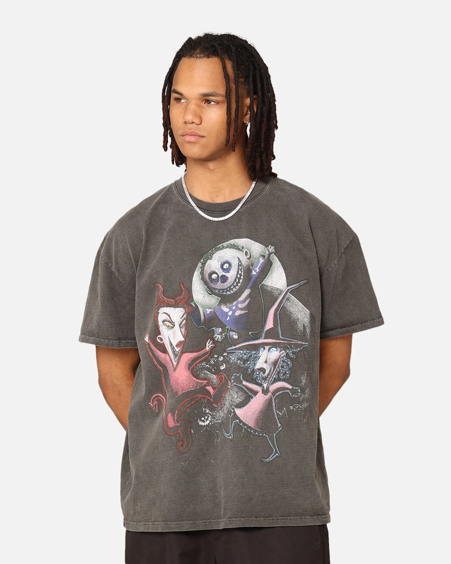 Layering Essential Floral Pattern Goat Crew X The Nightmare Before Christmas Lock Shock & Barrel Heavyweight Vintage T-Shirt Black Wash