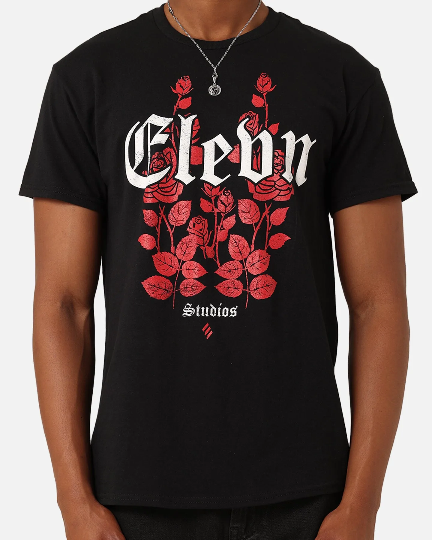 Seam Free Shoulders Casual Appeal Elevn Clothing Co Rose Bunch T-Shirt Black