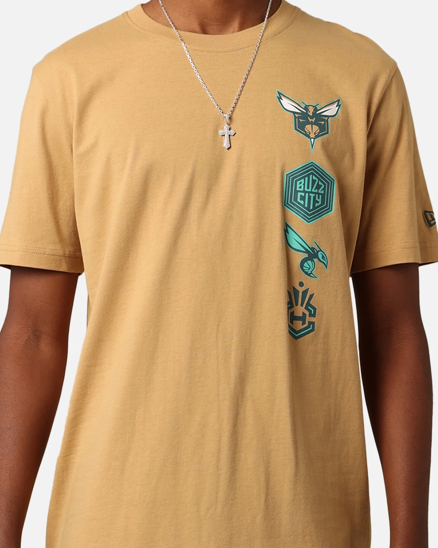 crew neck New Era Charlotte Hornets City Edition '23 T-Shirt Medium Beige
