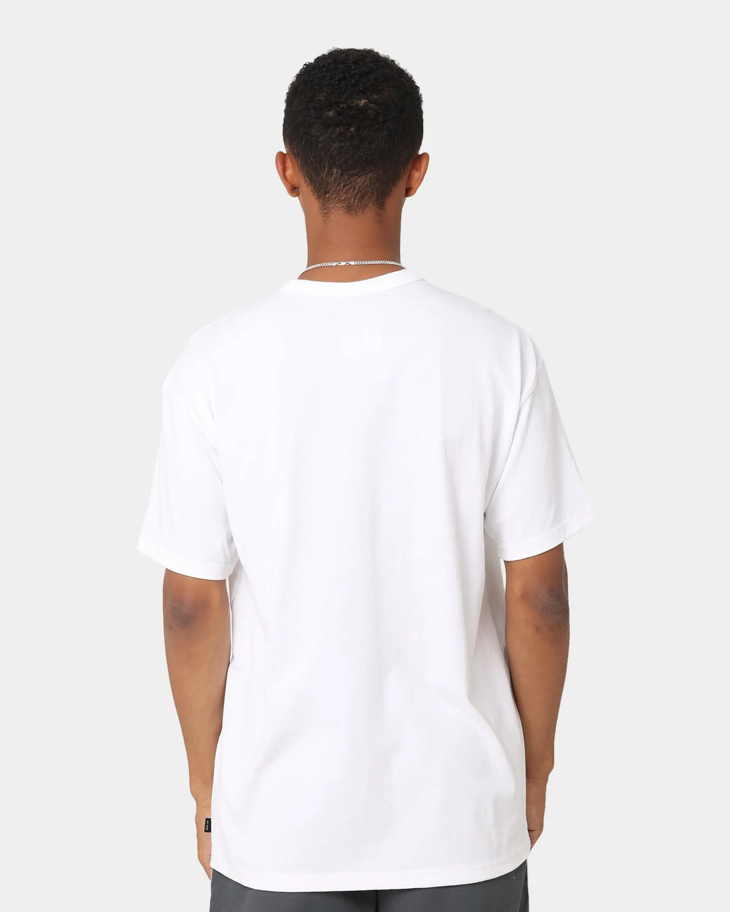 Cozy Look Nike Nike Sportswear Premium Essential Sustainable T-Shirt White/Black