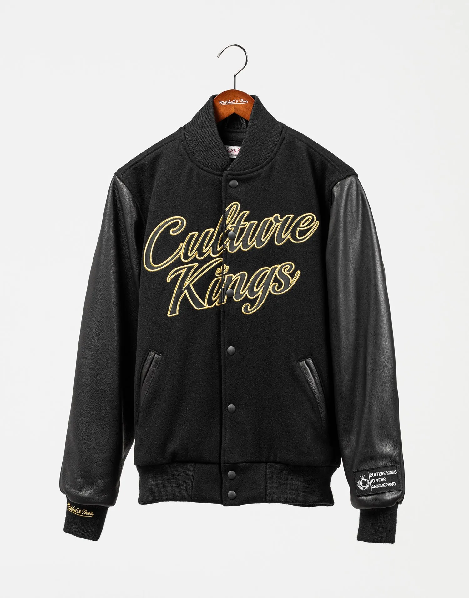 CULTURE KINGS 10 YEAR ANNIVERSARY PACK BLACK/GOLD Sport Ready