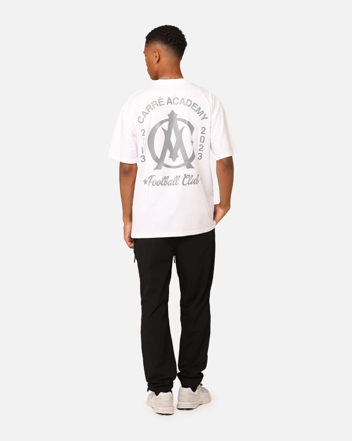 Carre Academy Crest T-Shirt White Non Restrictive Cut