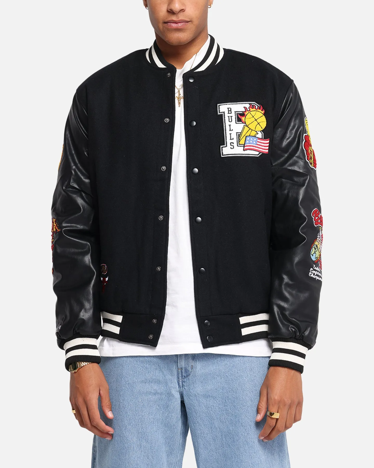 Mitchell & Ness Chicago Bulls Ignite Champions Varsity Jacket Black Generation