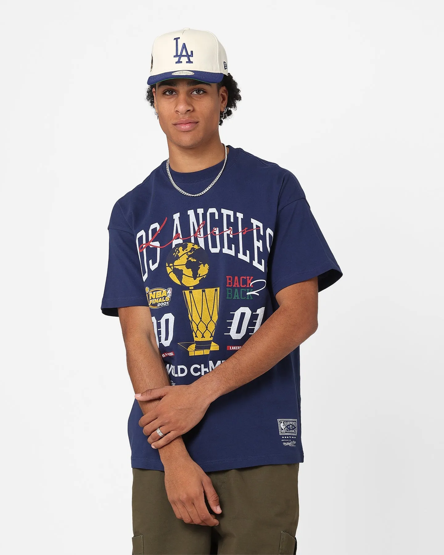 Mitchell & Ness Los Angeles Lakers Globe Champion T-Shirt Midnight Navy Workout