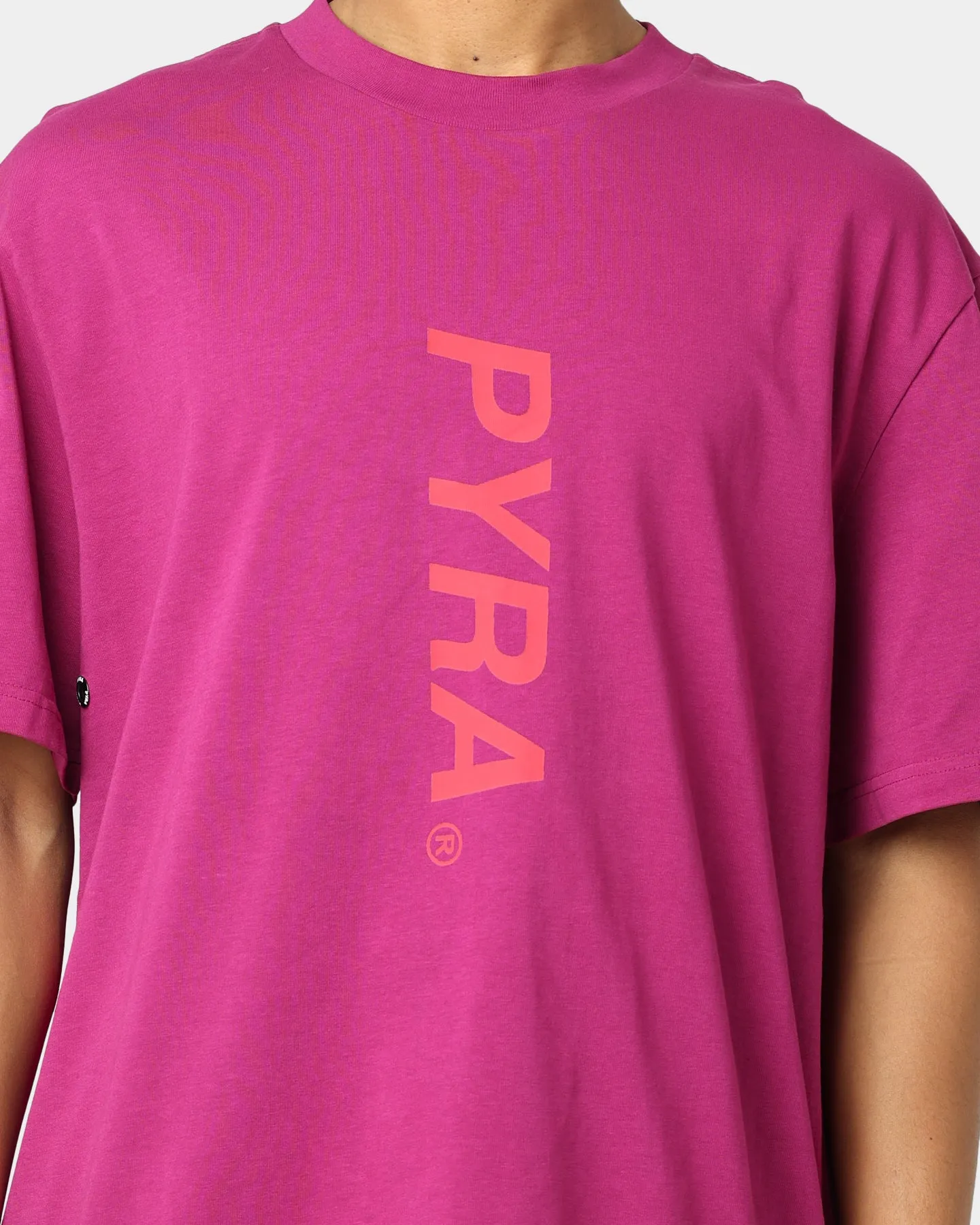 Pyra Antic Logo T-Shirt Magenta Essential Casual Stretch Knit