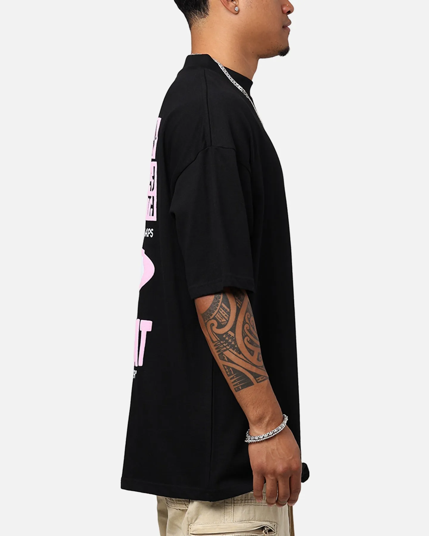 Bold and Comfortable Easy Layer Carre Level 99 Mock T-Shirt Black