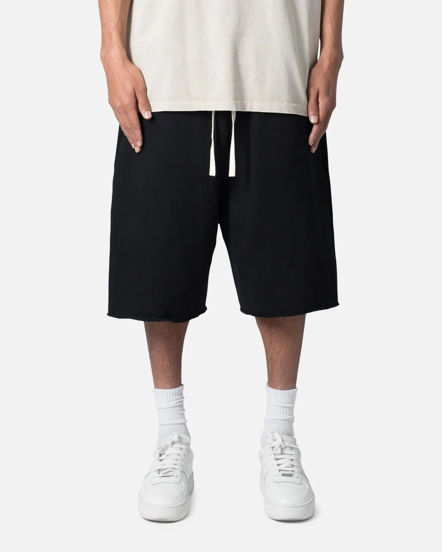Elasticized Cuffs MNML Ultra Baggy Sweat Shorts Black