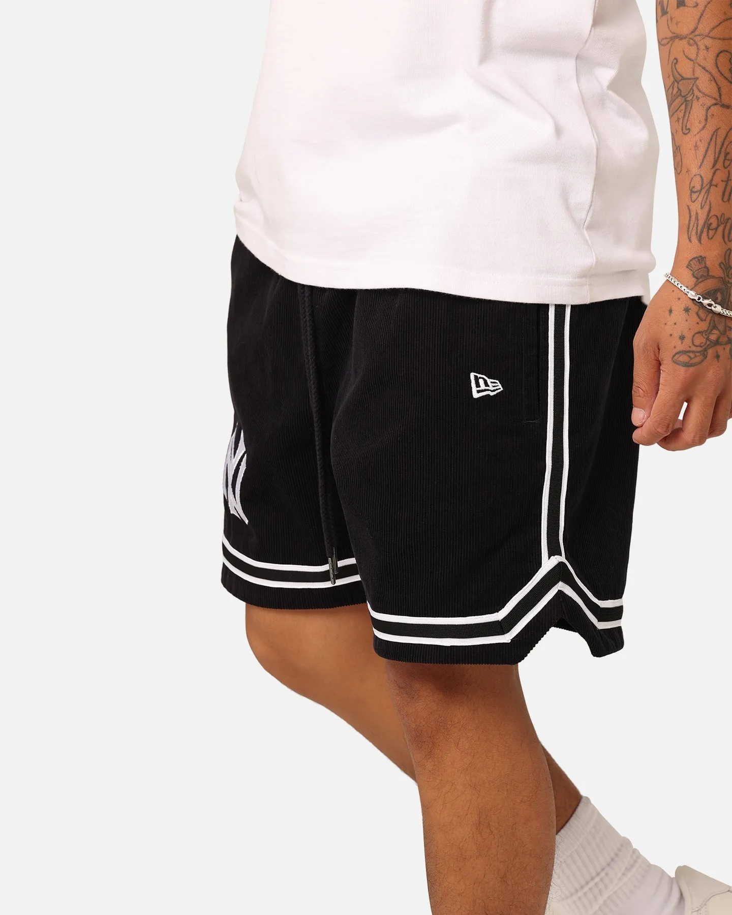Outdoor Days New Era New York Yankees Archive Corduroy Shorts OTC