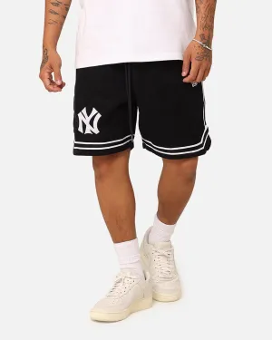 Lightweight Fabric New Era New York Yankees Archive Corduroy Shorts OTC