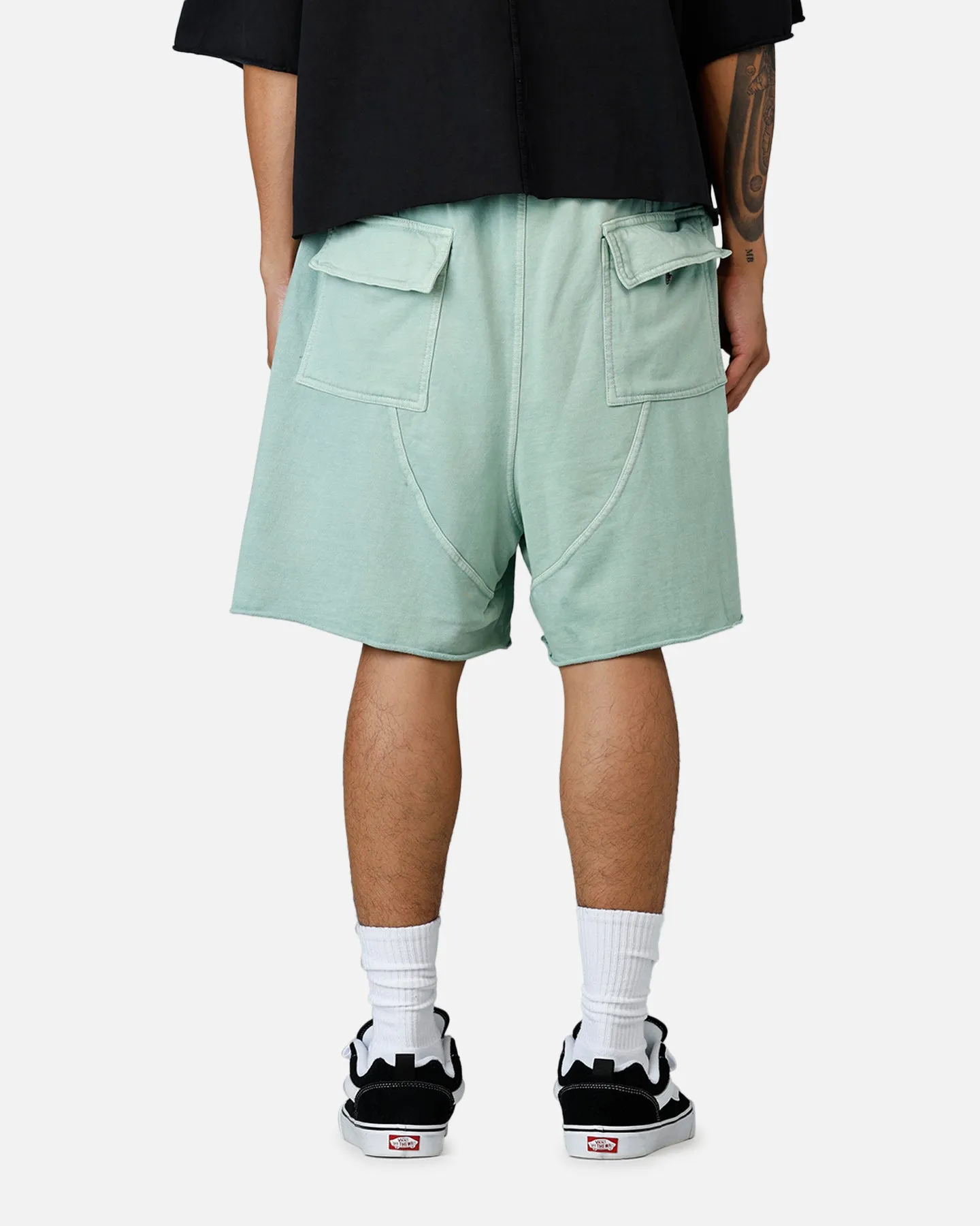 MNML Oversized Cargo Sweat Shorts Seafoam fall shorts hikers