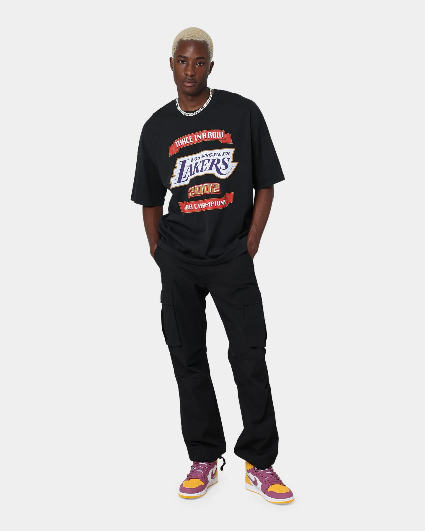 Mitchell & Ness Los Angeles Lakers 3-Peat T-Shirt Black Timeless Top Sporty Chic