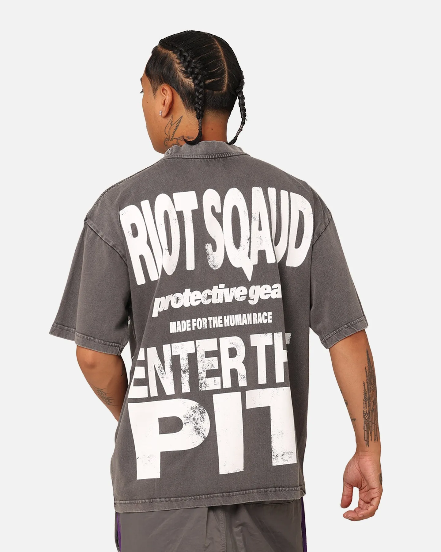 Slim Fit Design Foam Print Detail Loiter Riot Squad Vintage T-Shirt Charcoal Grey