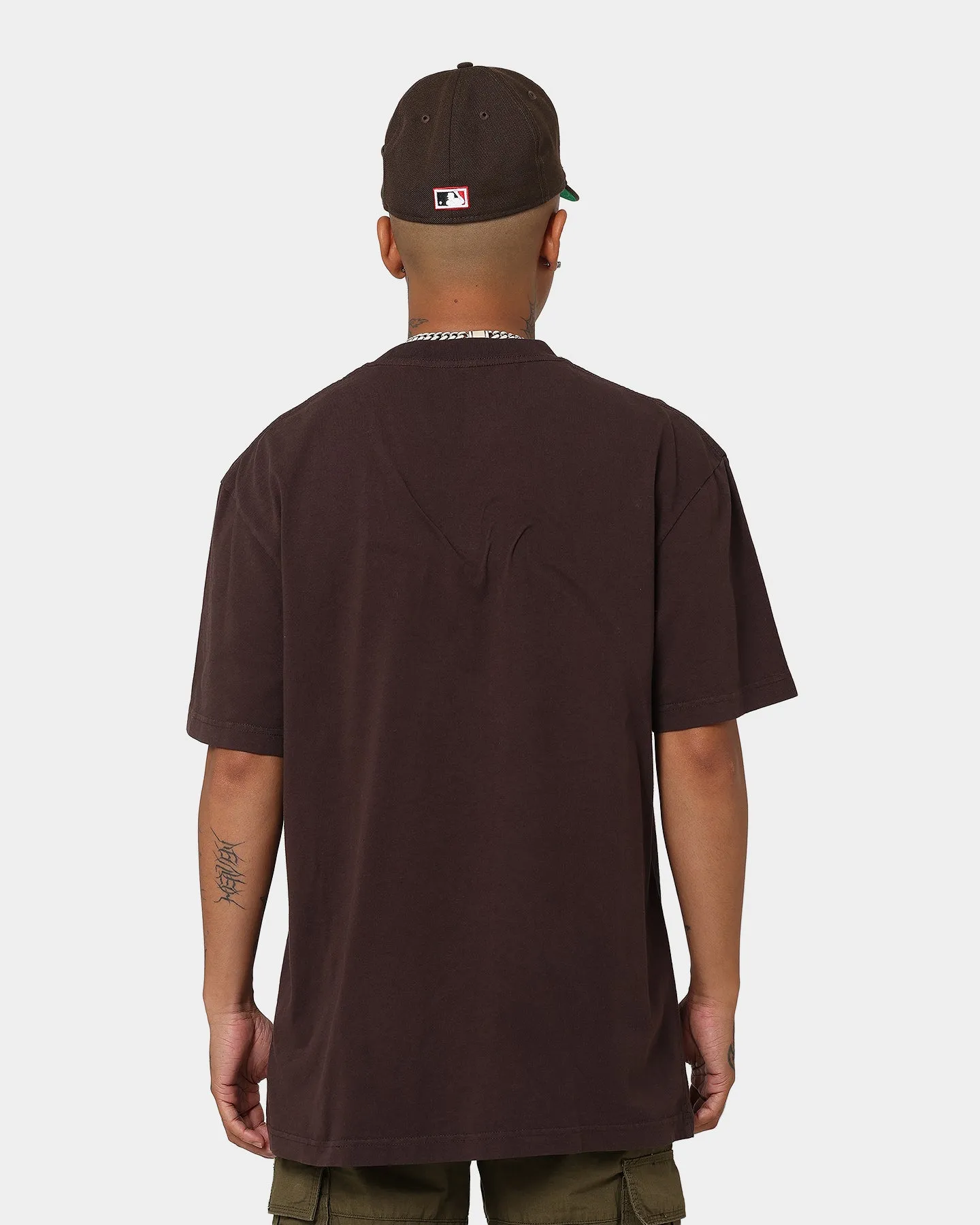 Easy Wear Option All-Day Wear Mitchell & Ness Los Angeles Lakers Shaquille O'Neal Scribble T-Shirt Baroque Brown