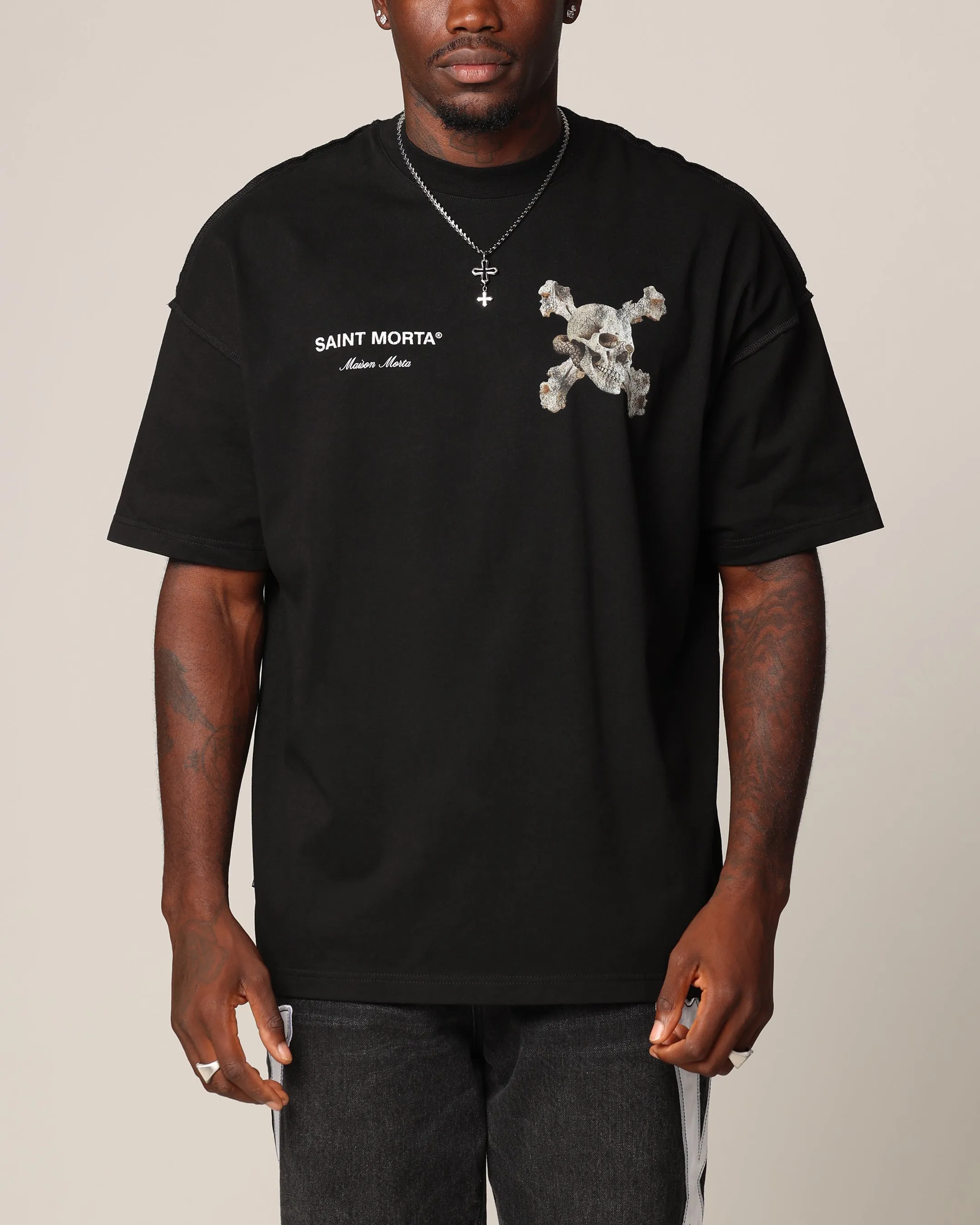 Saint Morta Corpus Boxy T-Shirt Black Outdoor Look