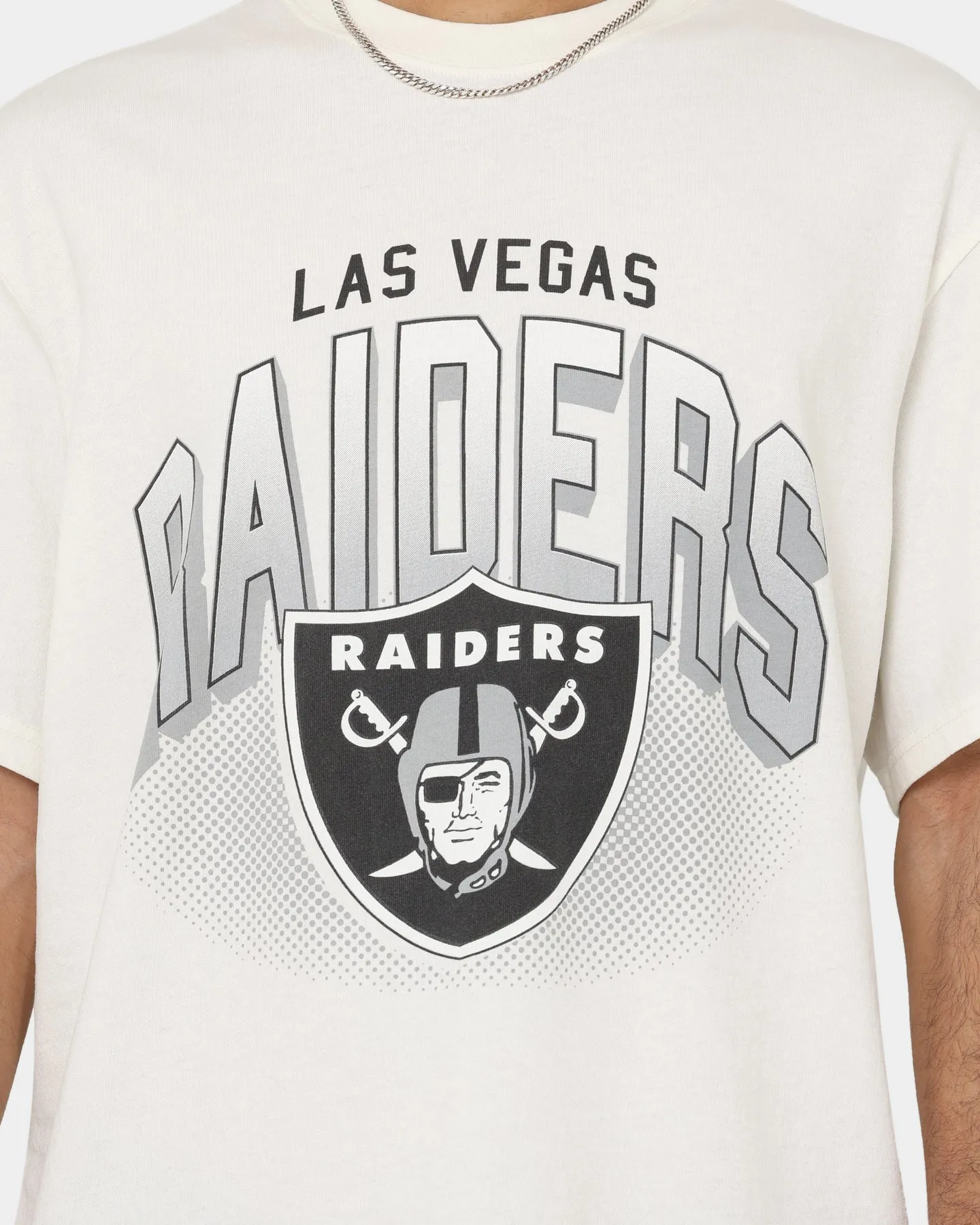 Majestic Athletic Las Vegas Raiders Stripe Sleeve Oversized T-Shirt Optic White Effortless Style Teenager fashion
