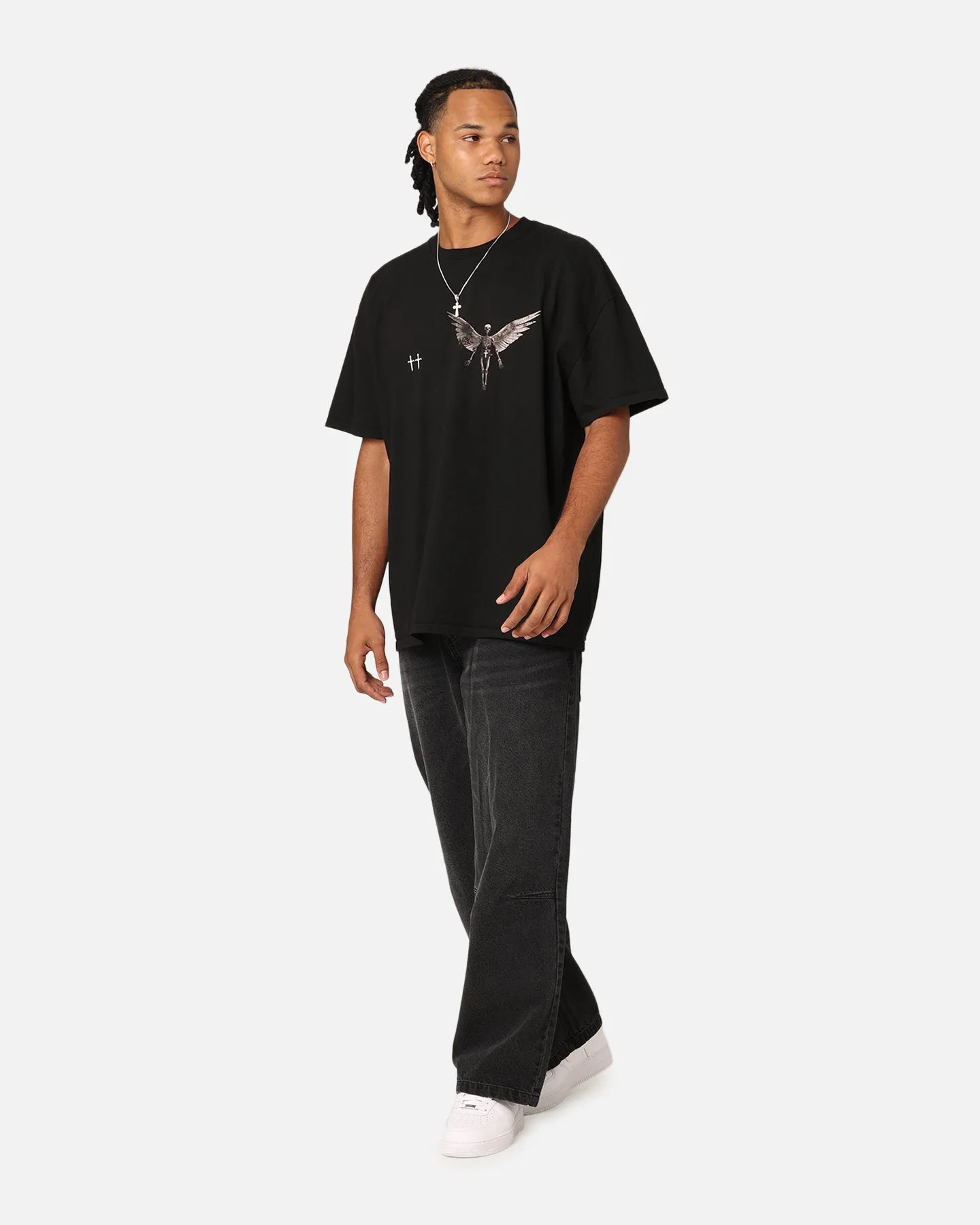 Saint Morta Momento Mori T-Shirt Black Everyday Style Chic Comfort