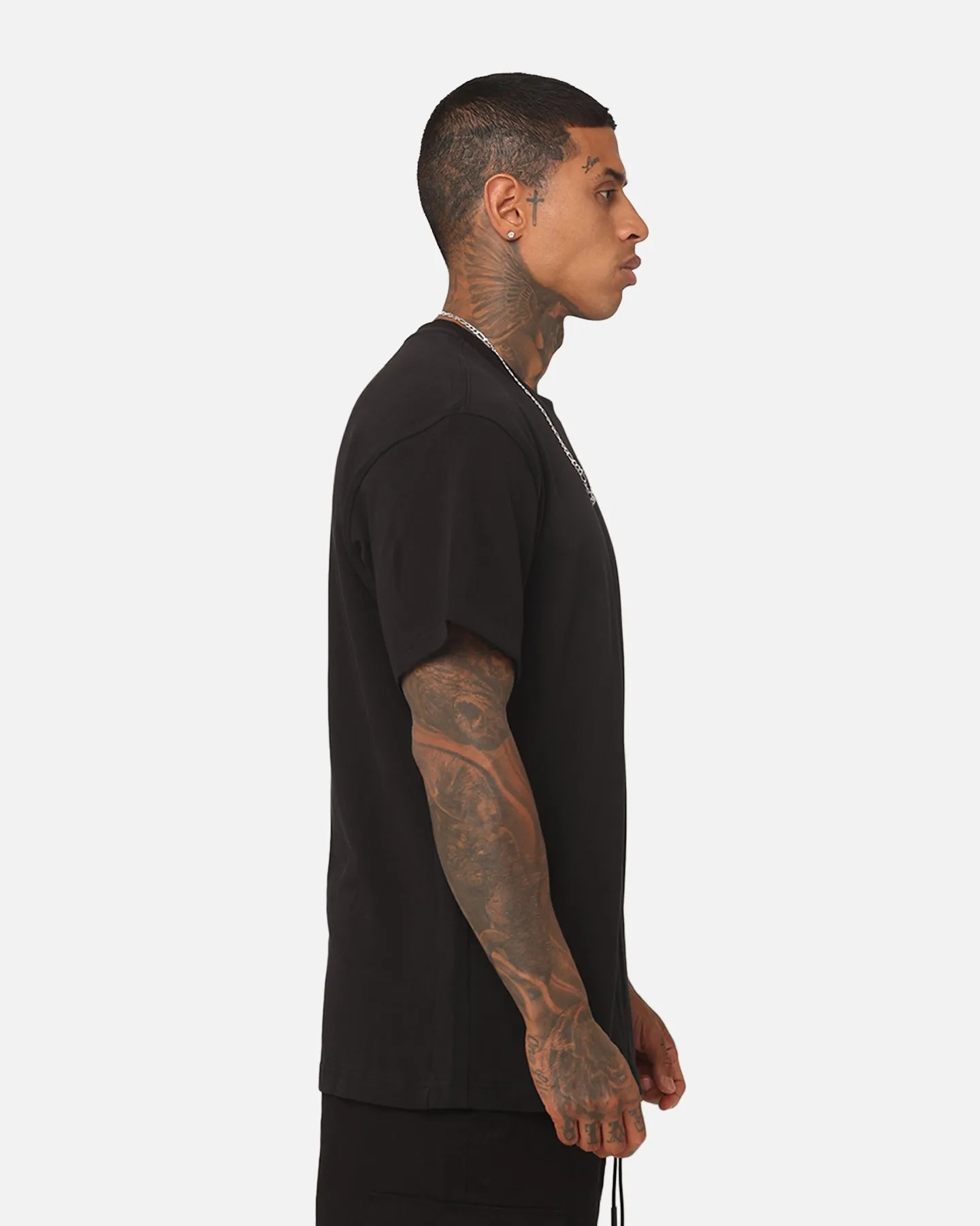 Stylish Fit Nike Sportswear Knit Lightweight T-Shirt Black