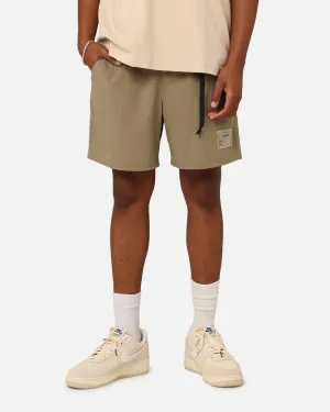 relaxed shape Teflon Coated Finish Students Golf Caldwell Nylon Shorts Kelp
