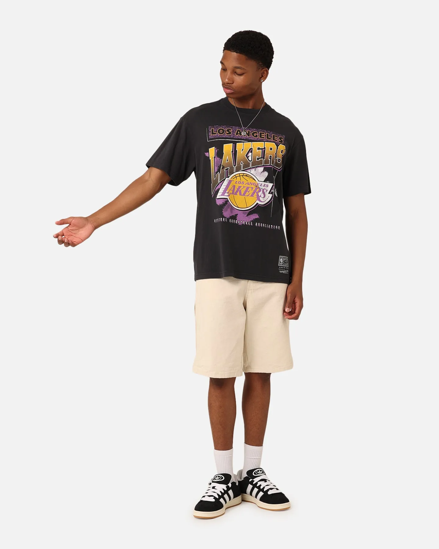 Mitchell & Ness Los Angeles Lakers Brush Off 2.0 T-Shirt Faded Black Soft Fit Wear