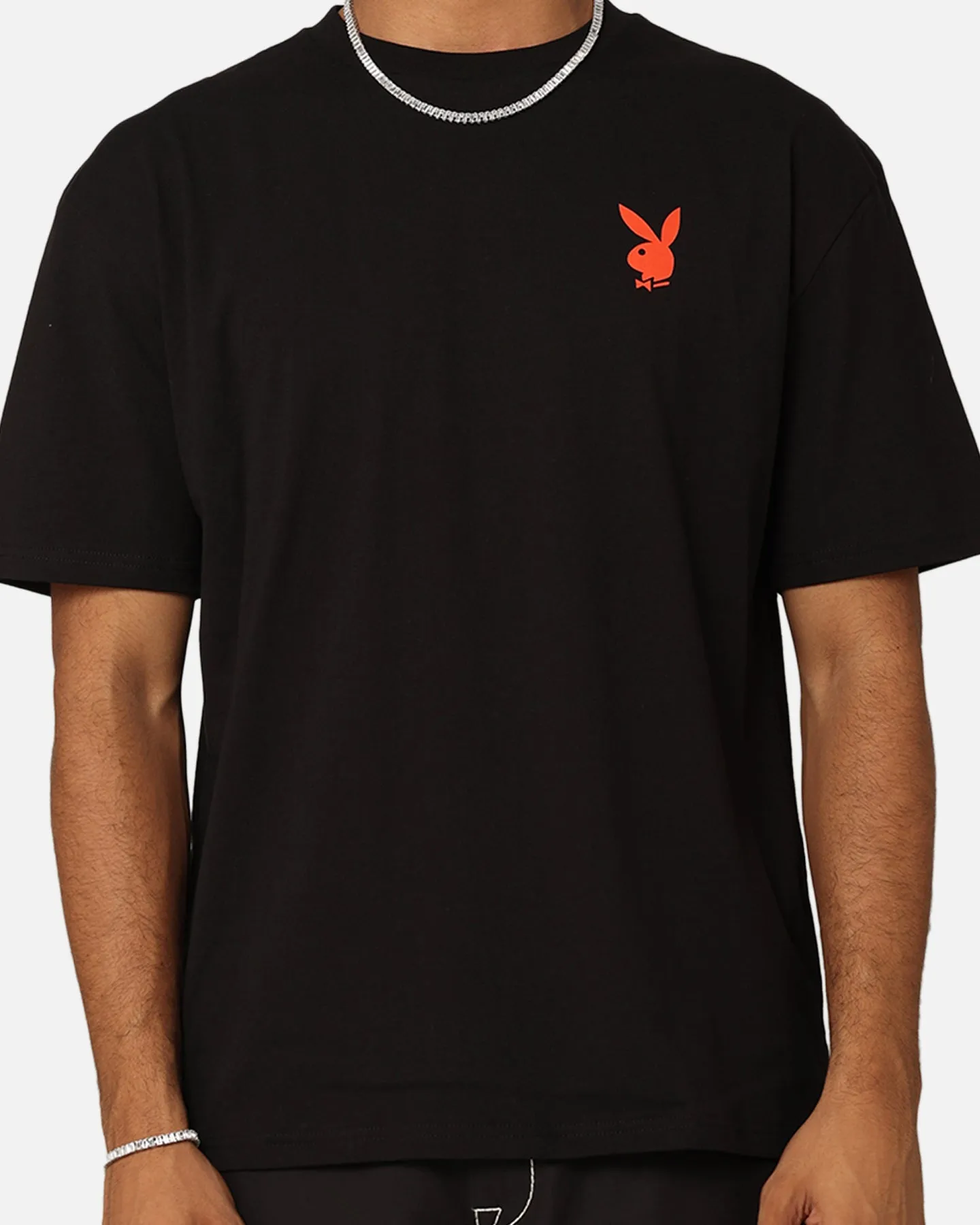 Versatile Look Bold Comfort Playboy Bunny O Gothic Stack T-Shirt Black