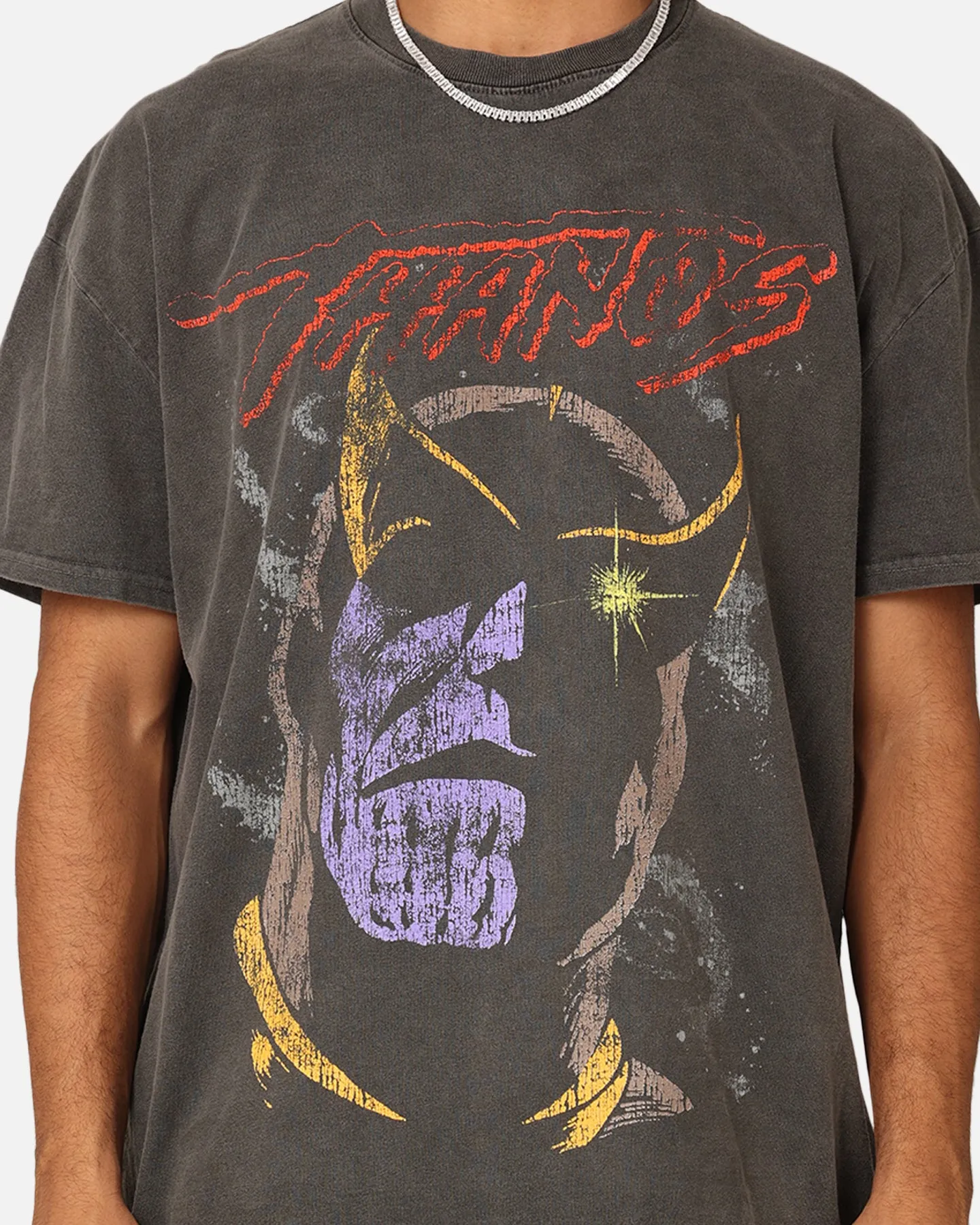 Stylish Look V neck elegance Marvel Thanos Vintage T-Shirt Black Wash