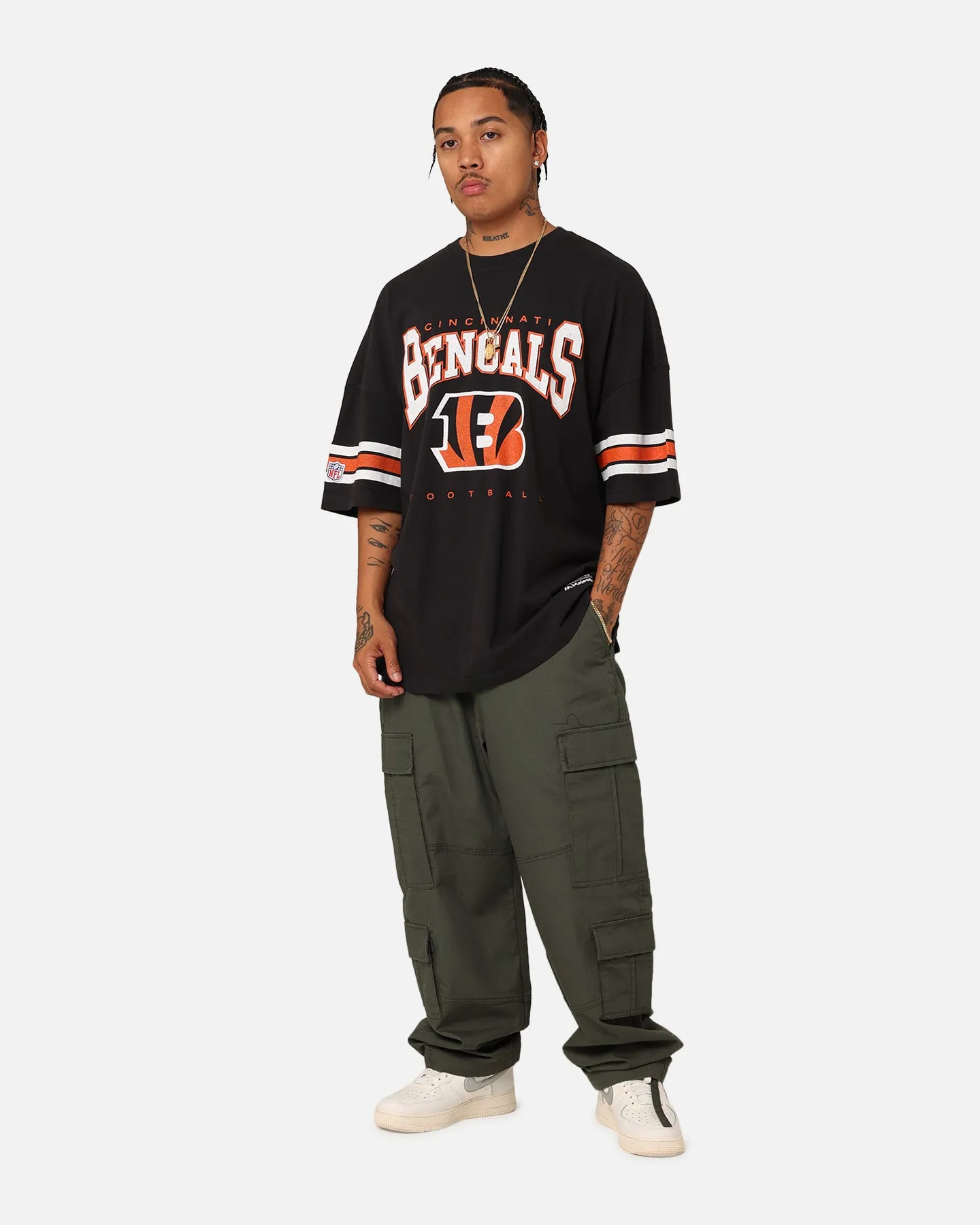 Majestic Athletic Cincinnati Bengals Vintage Sport Striped Sleeve T-Shirt Faded Black Sporty Vibe