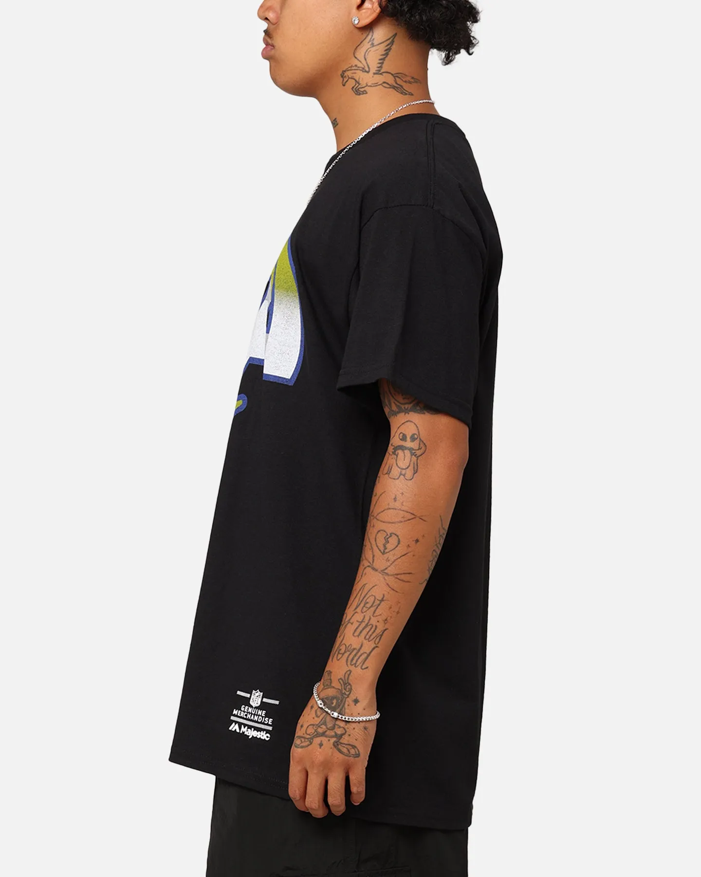 Majestic Athletic Los Angeles Rams Team Crest T-Shirt Black Essential Wear Bold and Comfortable