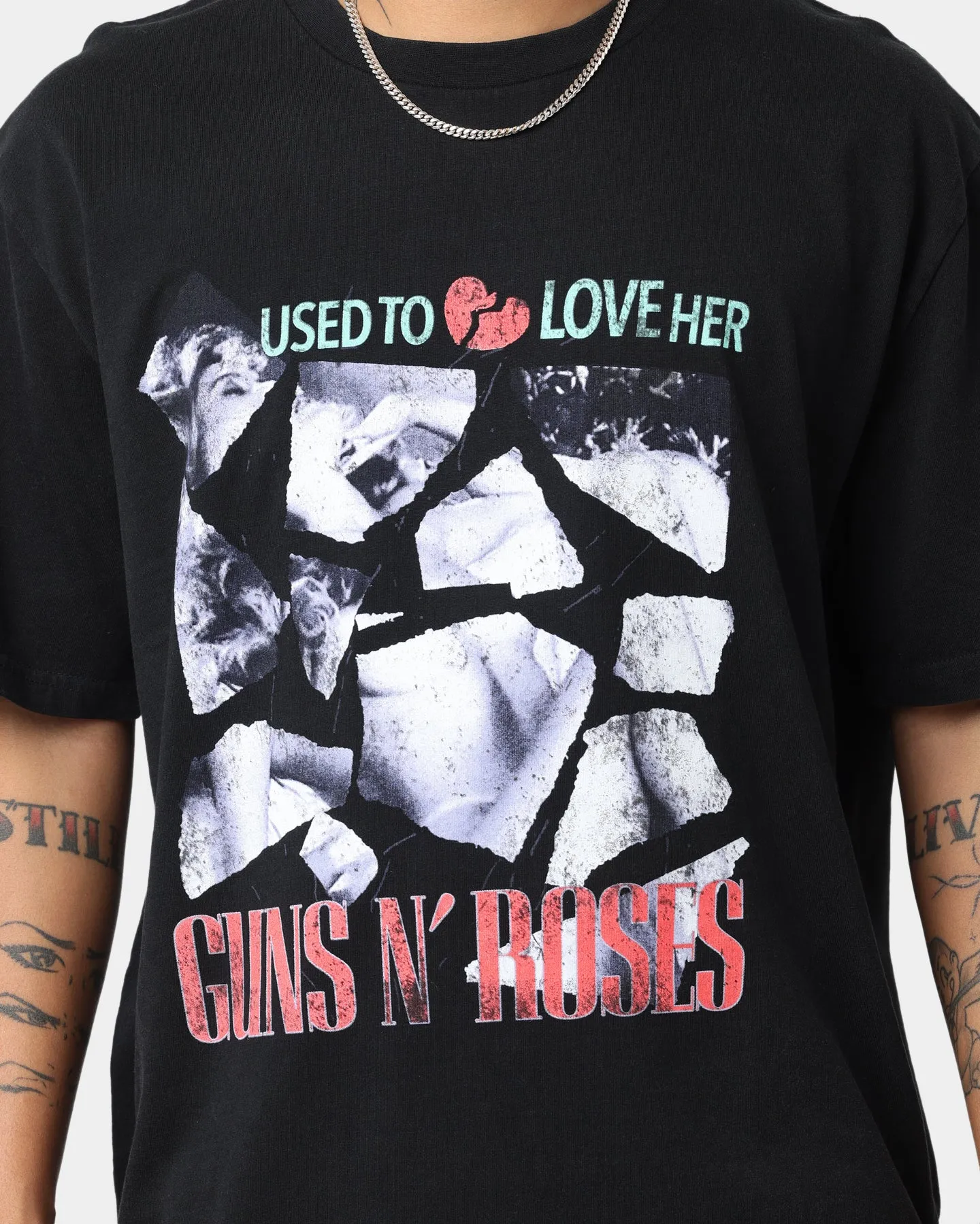 Guns N Roses She Used To Love Me T-Shirt Washed Black Chic Casual Wear