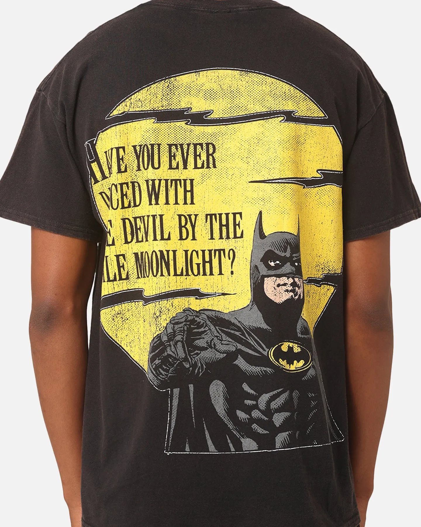 Seamless Edging Goat Crew X DC Batman Moonlight Vintage T-Shirt Black Wash