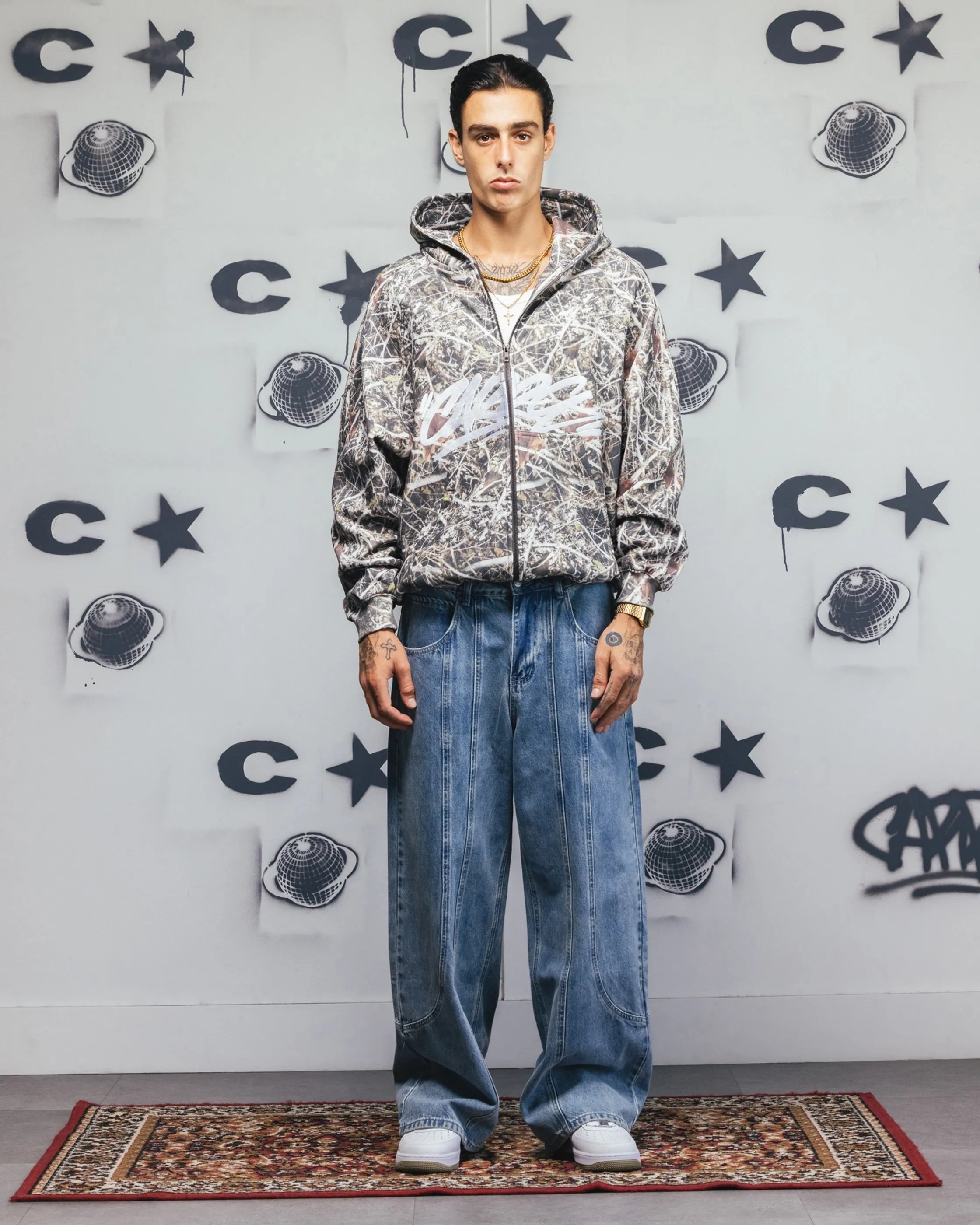 Carre Grit Zip Hoodie Real Tree Camo City Scene