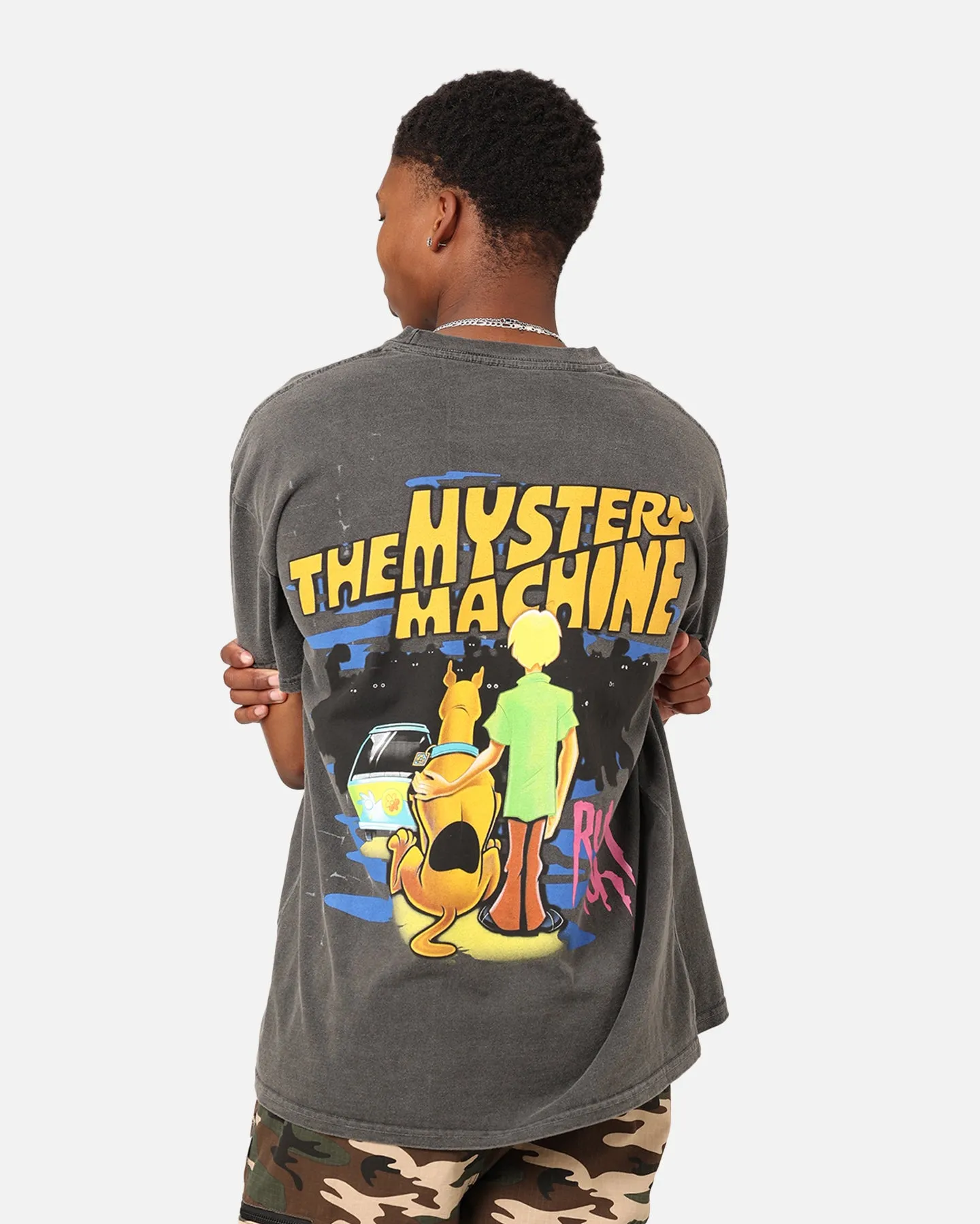 Goat Crew X Scooby-Doo Ruh Roh Heavyweight Vintage T-Shirt Black Wash Athletic and Cool Tight Fit