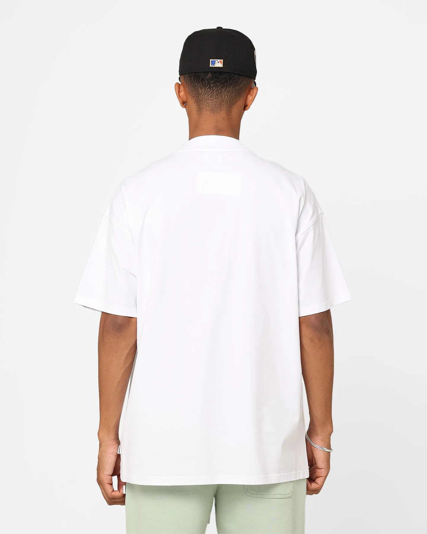 Carre Petal Oversized T-Shirt White Layering Comfort Wear Timeless Layer