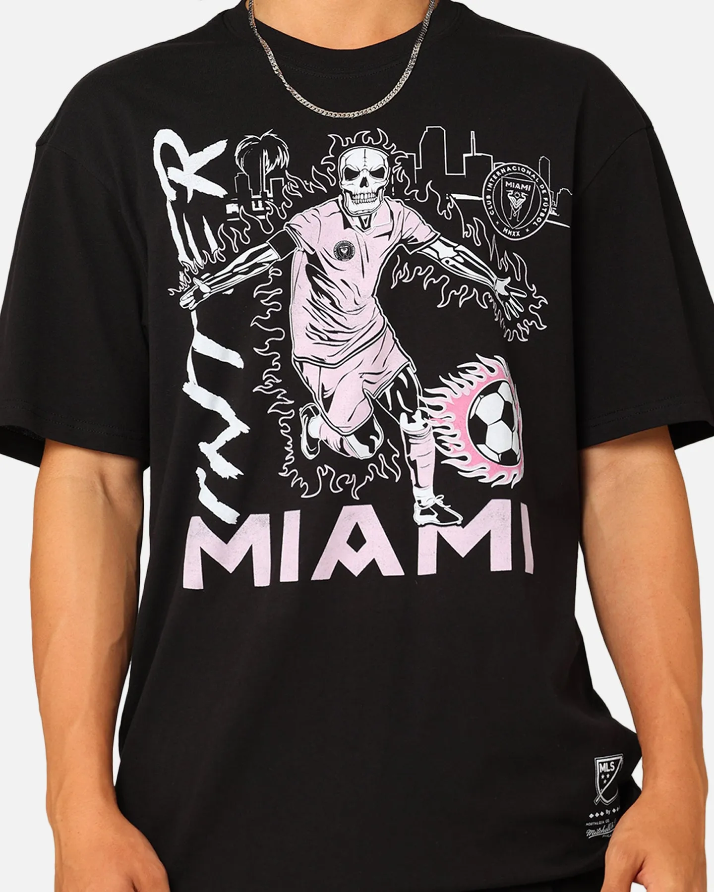 Sporty Style regular but not boring Mitchell & Ness Inter Miami CF Flame T-Shirt Black