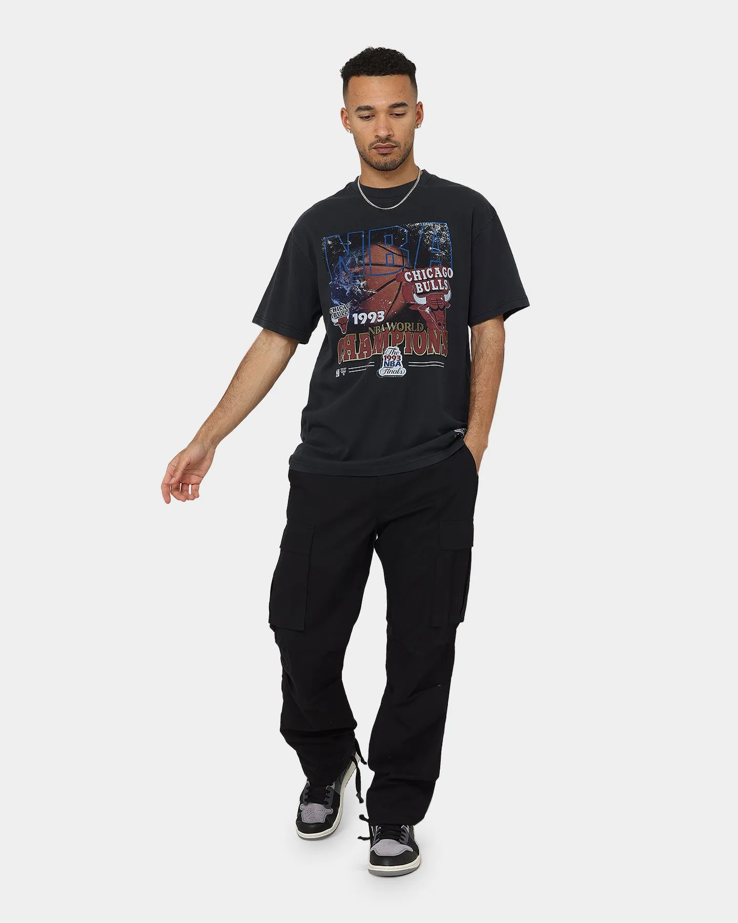 City Casual Mitchell & Ness Chicago Bulls 1993 Champions T-Shirt Faded Black