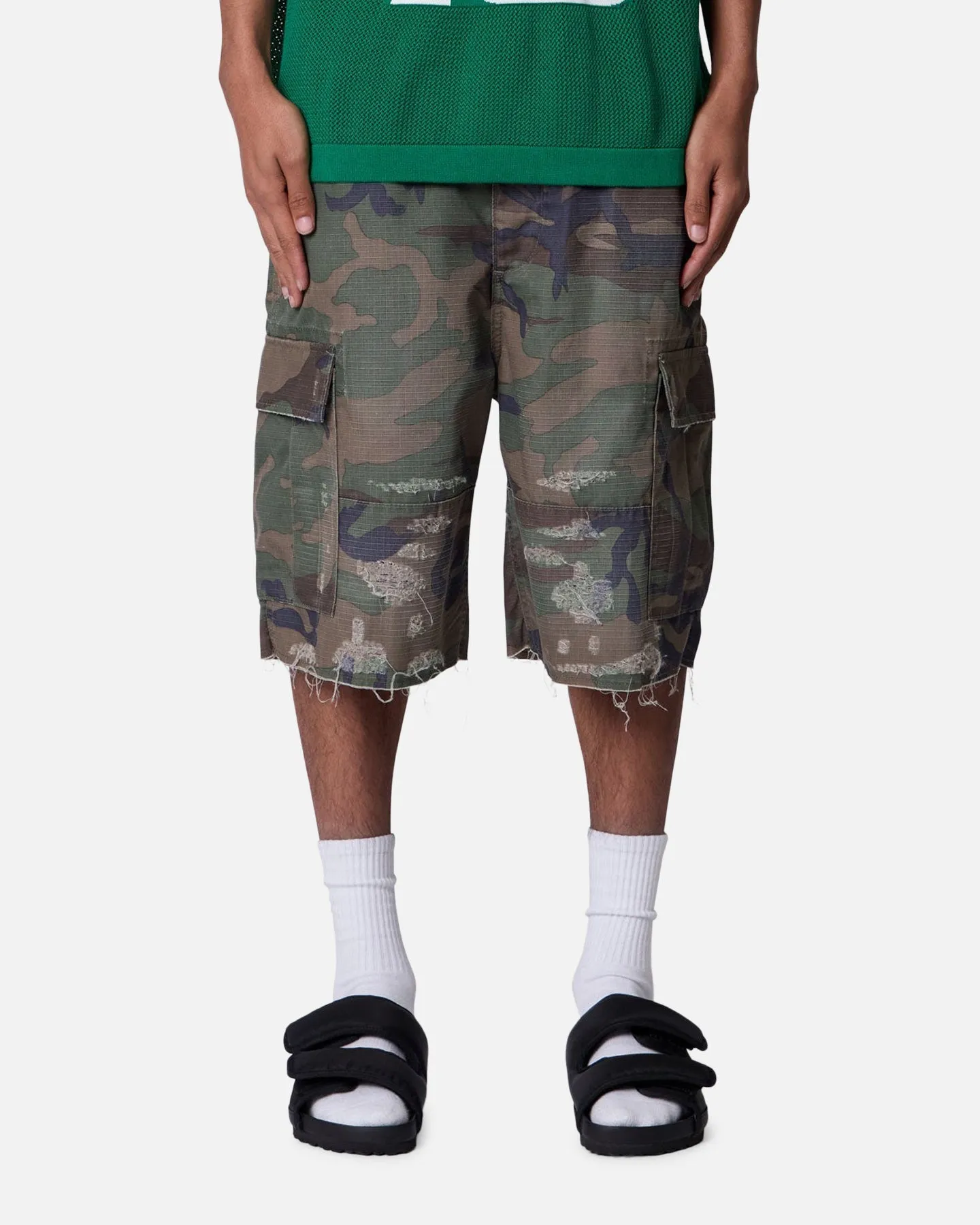 summer breeze MNML Baggy Distressed Cargo Shorts Camo