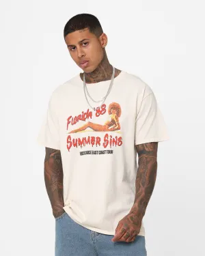 Comfy Essentials Wear men's clothing American Thrift Summer Sins Vintage T-Shirt Off White