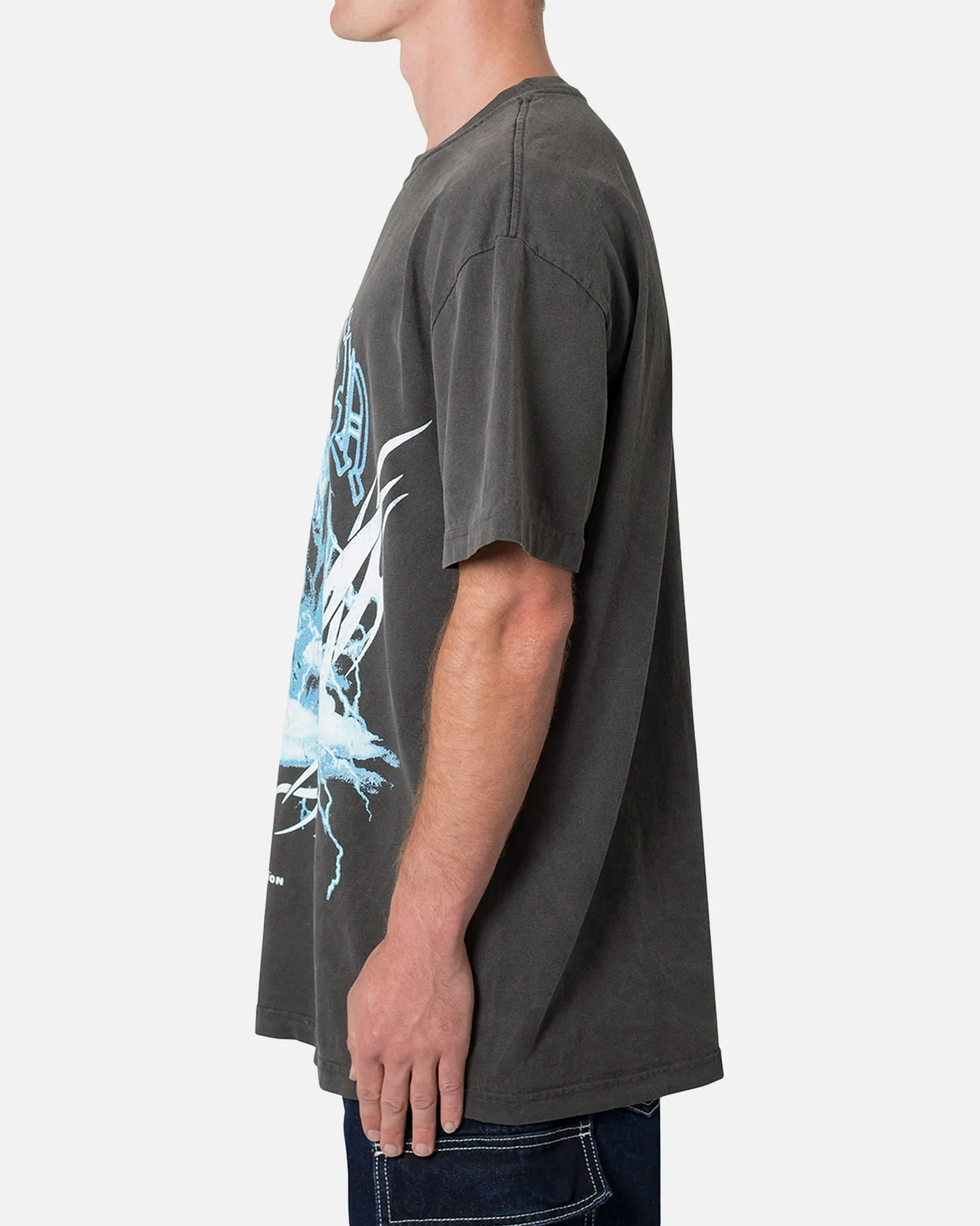 MNML Another Heaven T-Shirt Washed Black Street Smart Look Travel Outfit