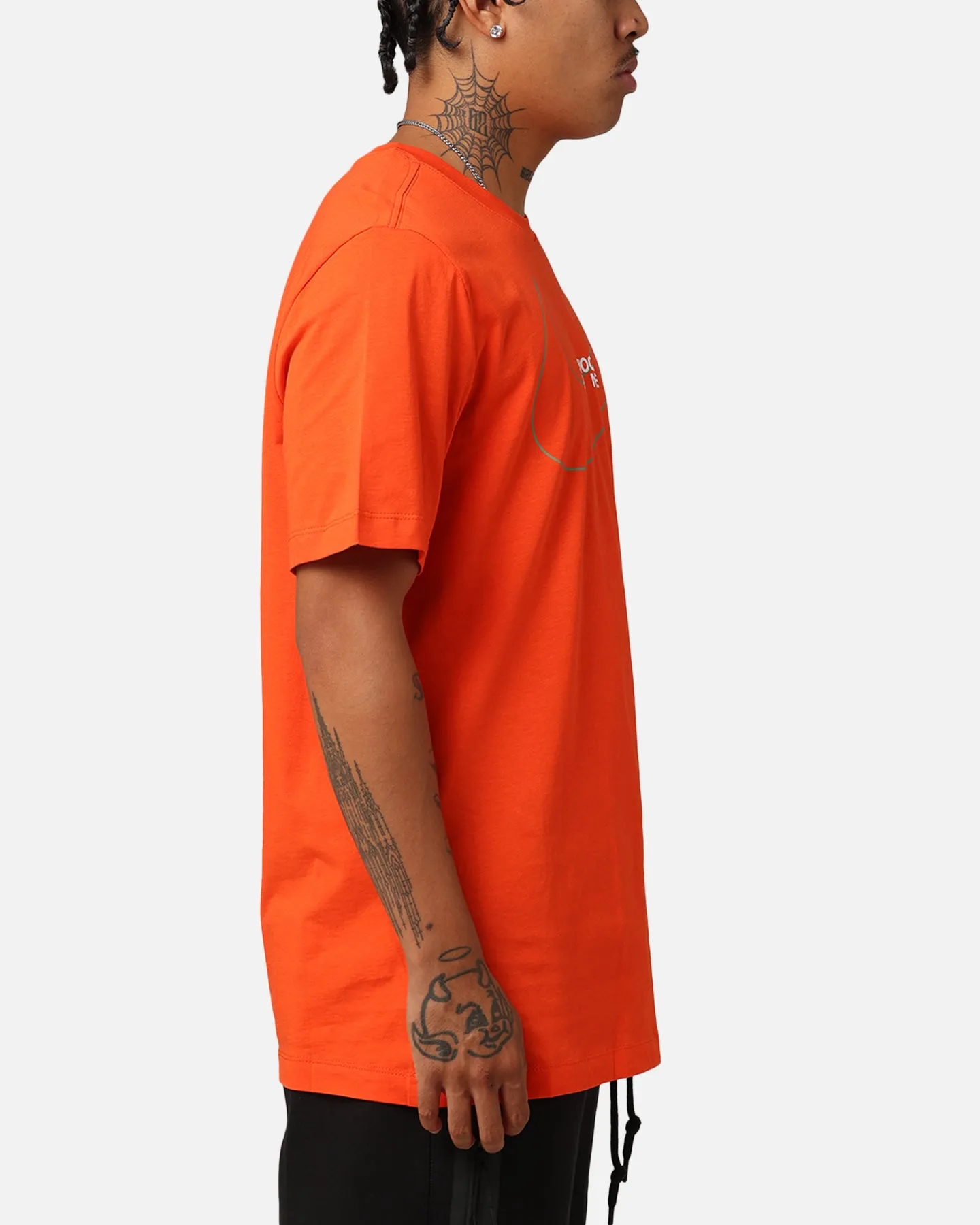 Nike Sportswear Liberty Big Swoosh T-Shirt Picante Red Double Stitched Hem