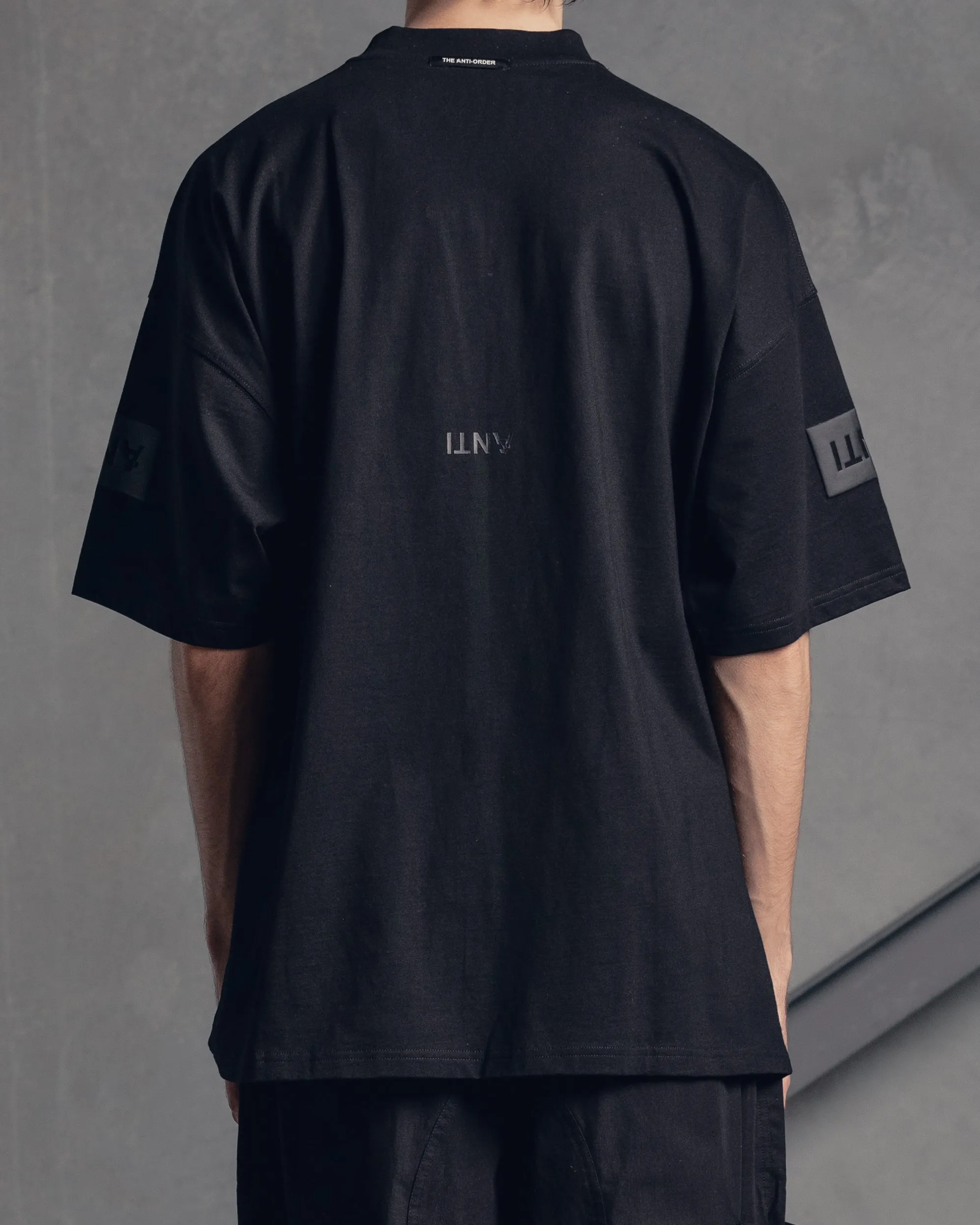 The Anti Order Oversized Box T-Shirt Black/Black Bold Statement Simple Layer