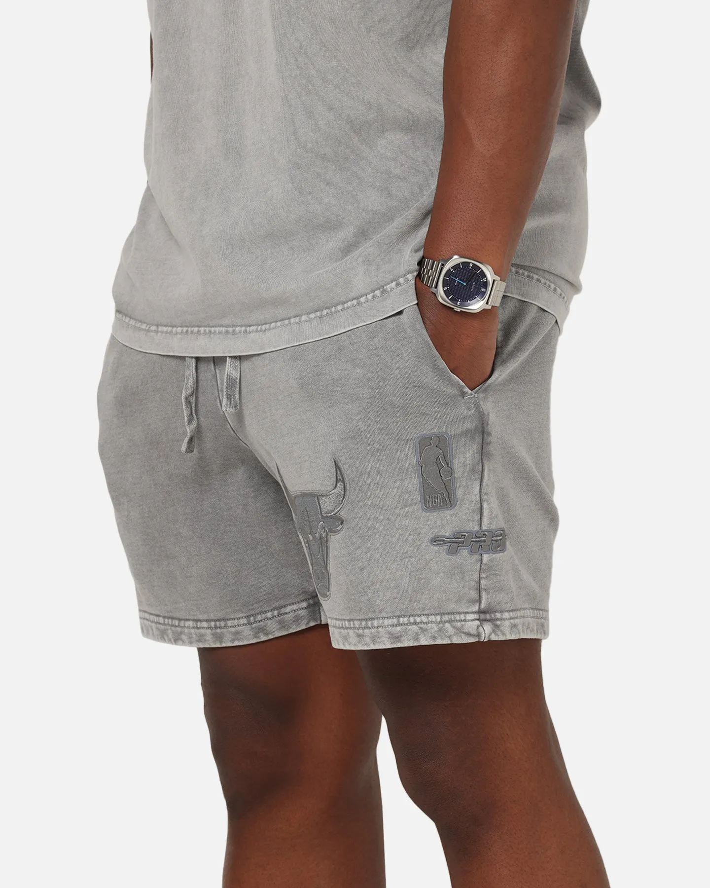 Light Design boots Pro Standard Chicago Bulls Washed Classic Shorts Washed Grey