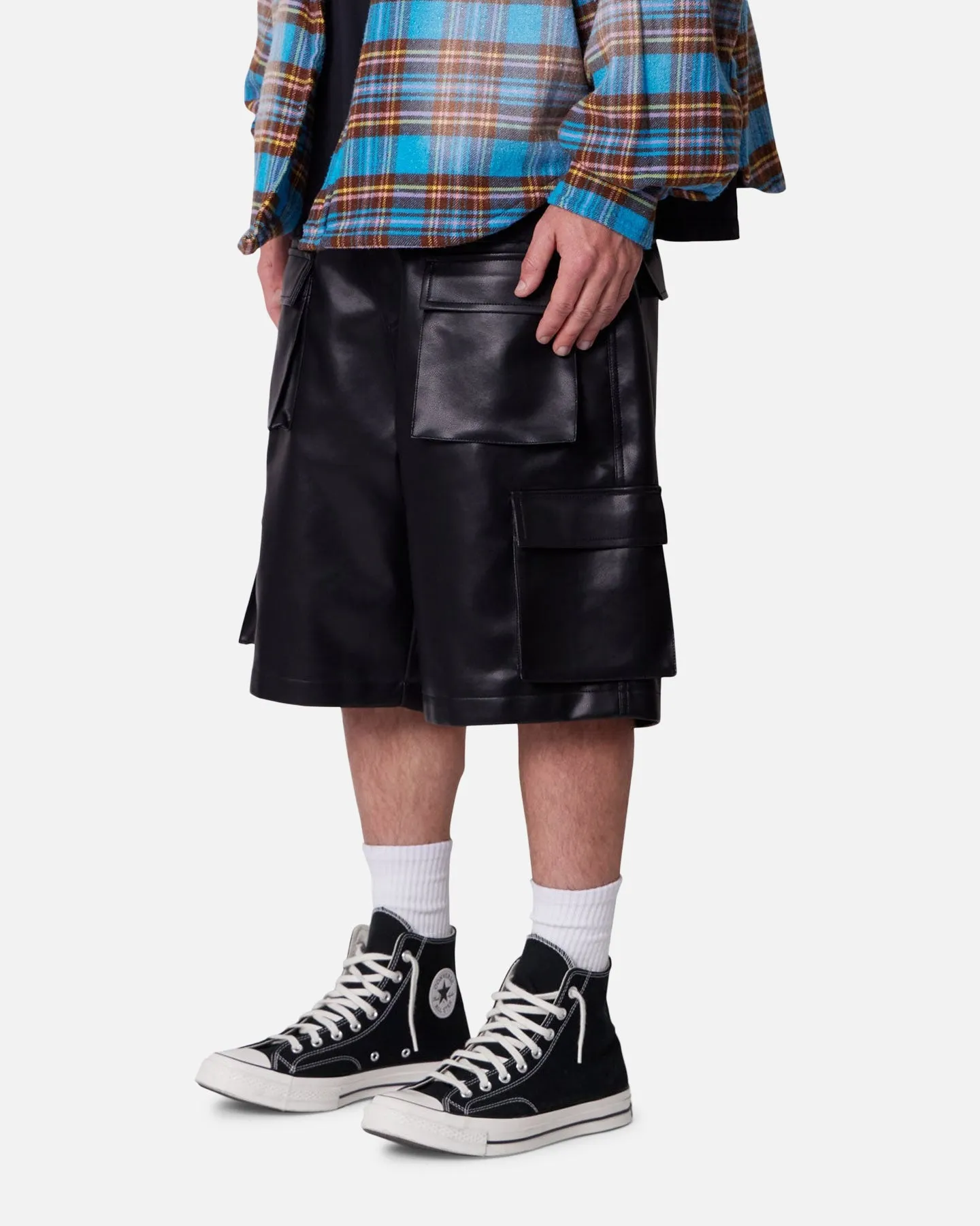 Snag Free Zipper MNML Baggy Vegan Leather Cargo Shorts Black