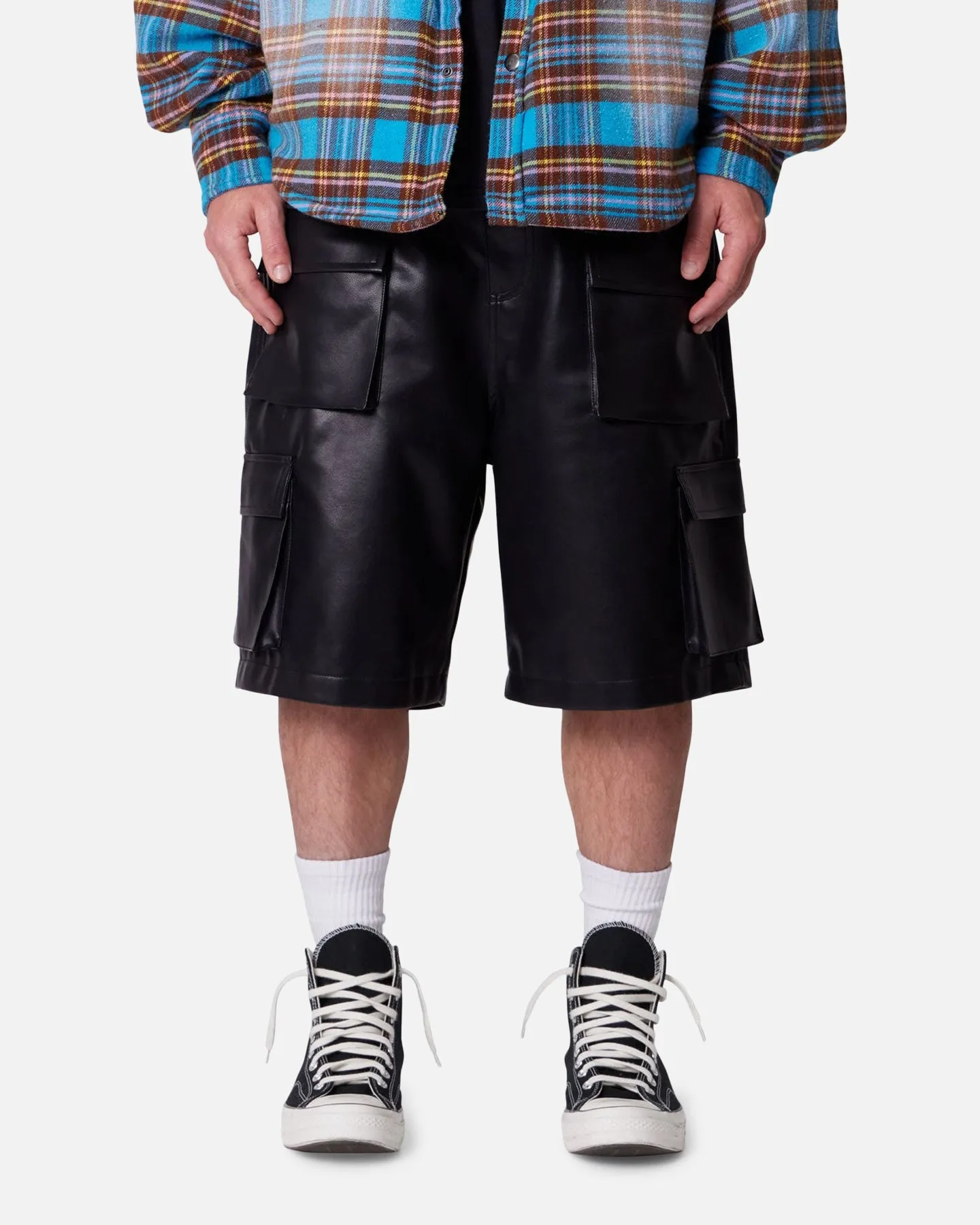 MNML Baggy Vegan Leather Cargo Shorts Black sunglasses Stretchable