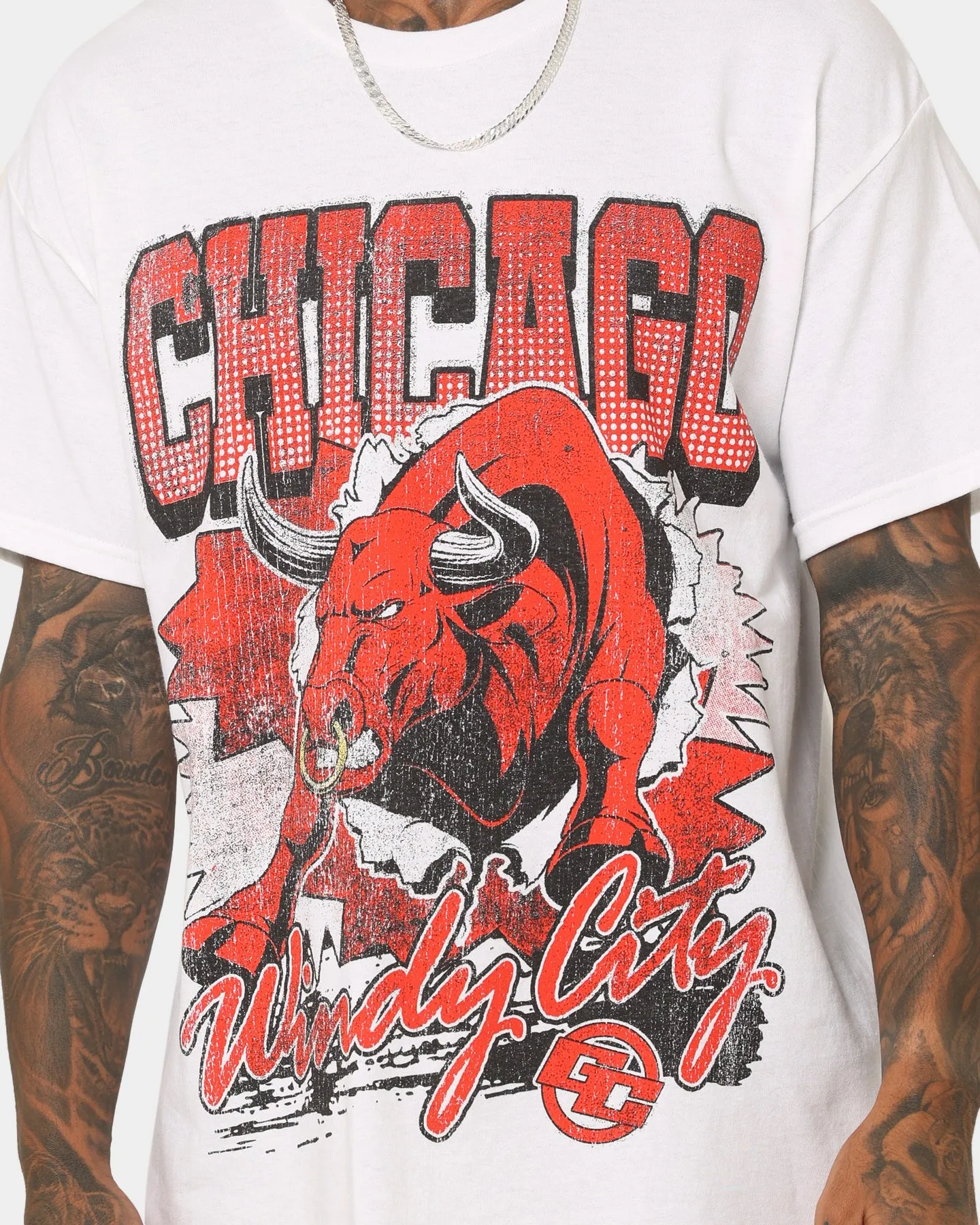 Goat Crew Raging Bull T-Shirt White Classic Layering Active Trend