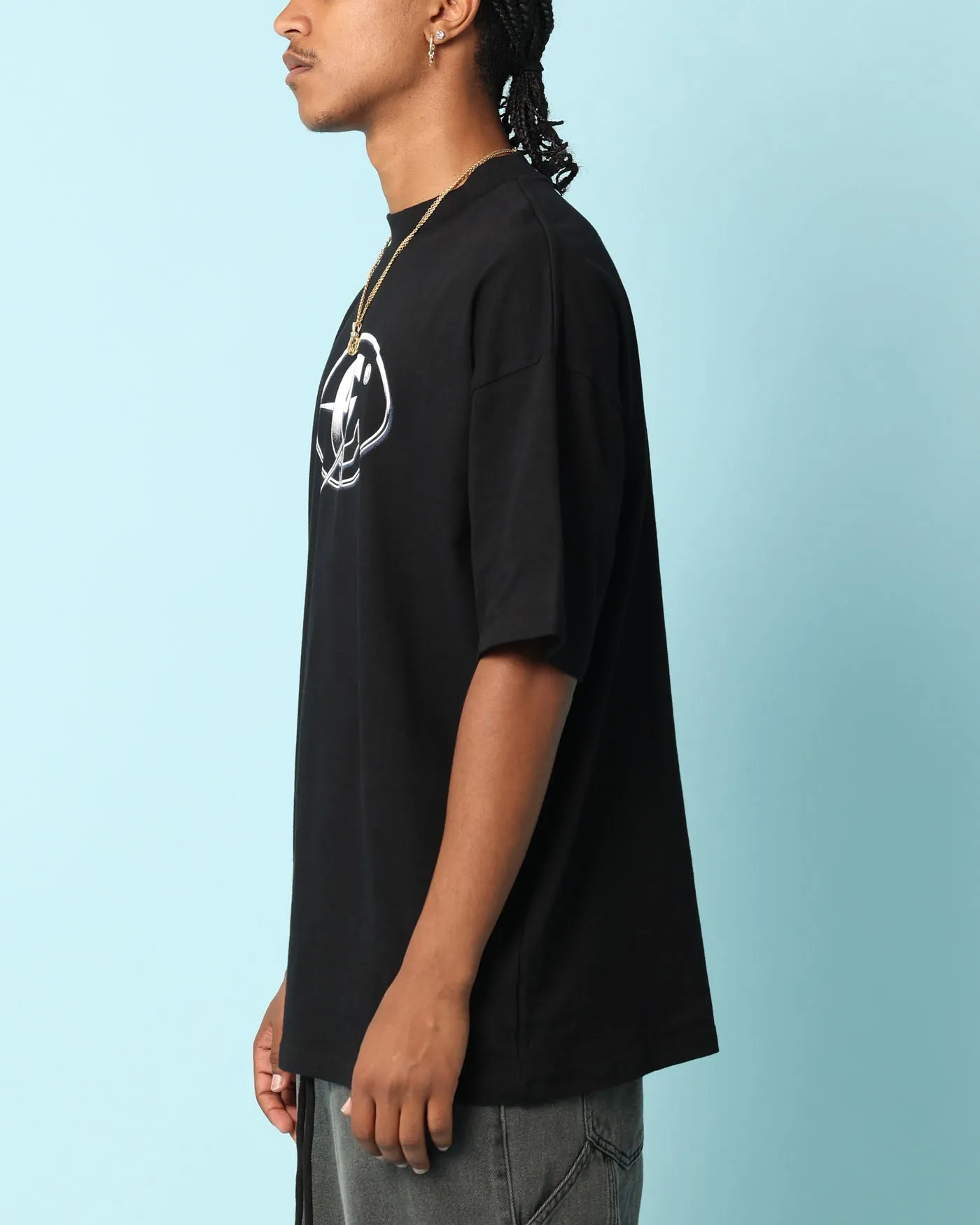 Carr?? Chromestar Oversized T-Shirt Black Fresh Vibes