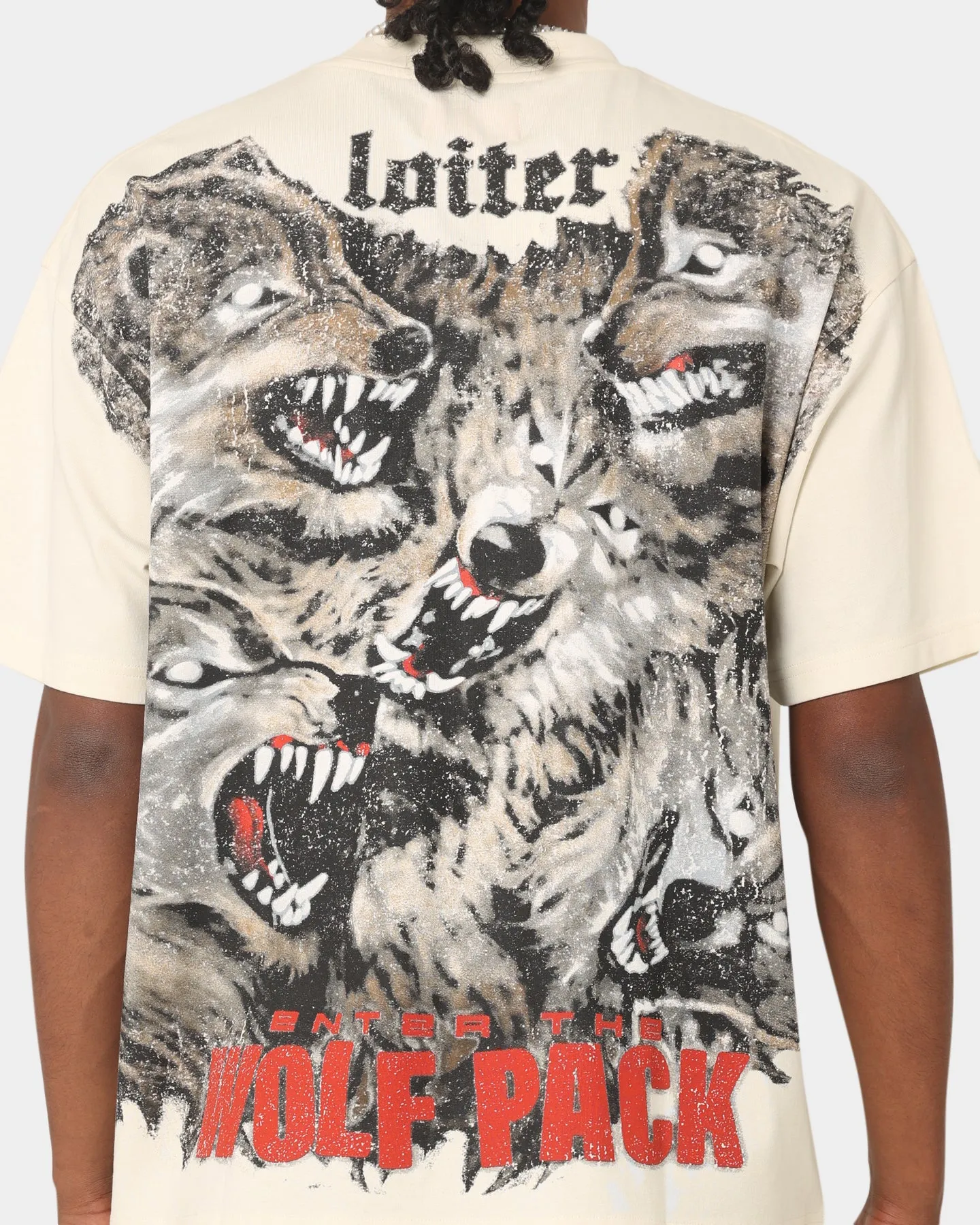 Pullover Light and Comfortable Loiter Wolf Pack Vintage T-Shirt Ecru