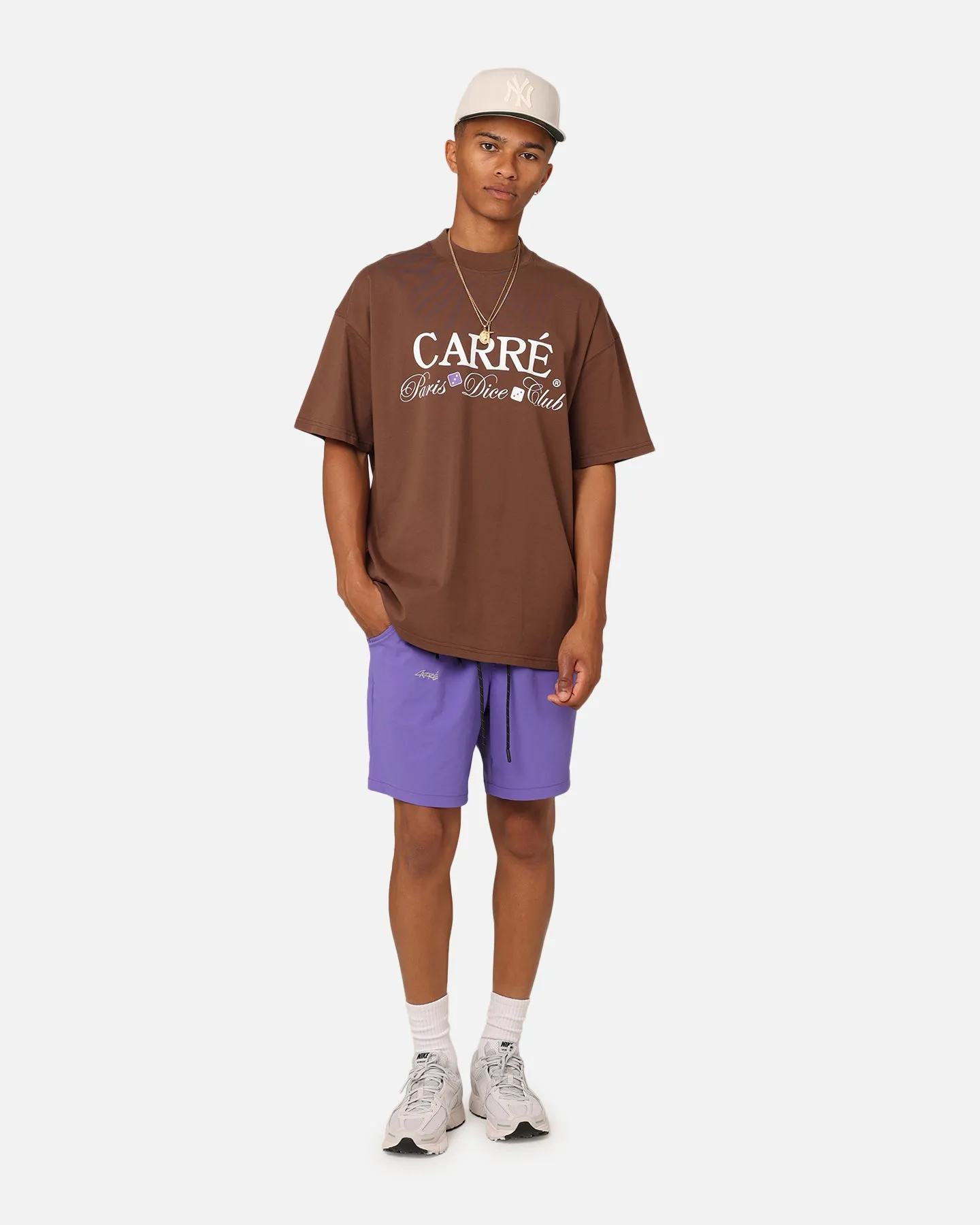 Low Environmental Impact No Fade Technology Carre Shooters Oversized T-Shirt Dark Brown