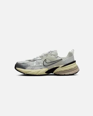 Nike V2K Run Summit White/Metallic Silver Arch Fit