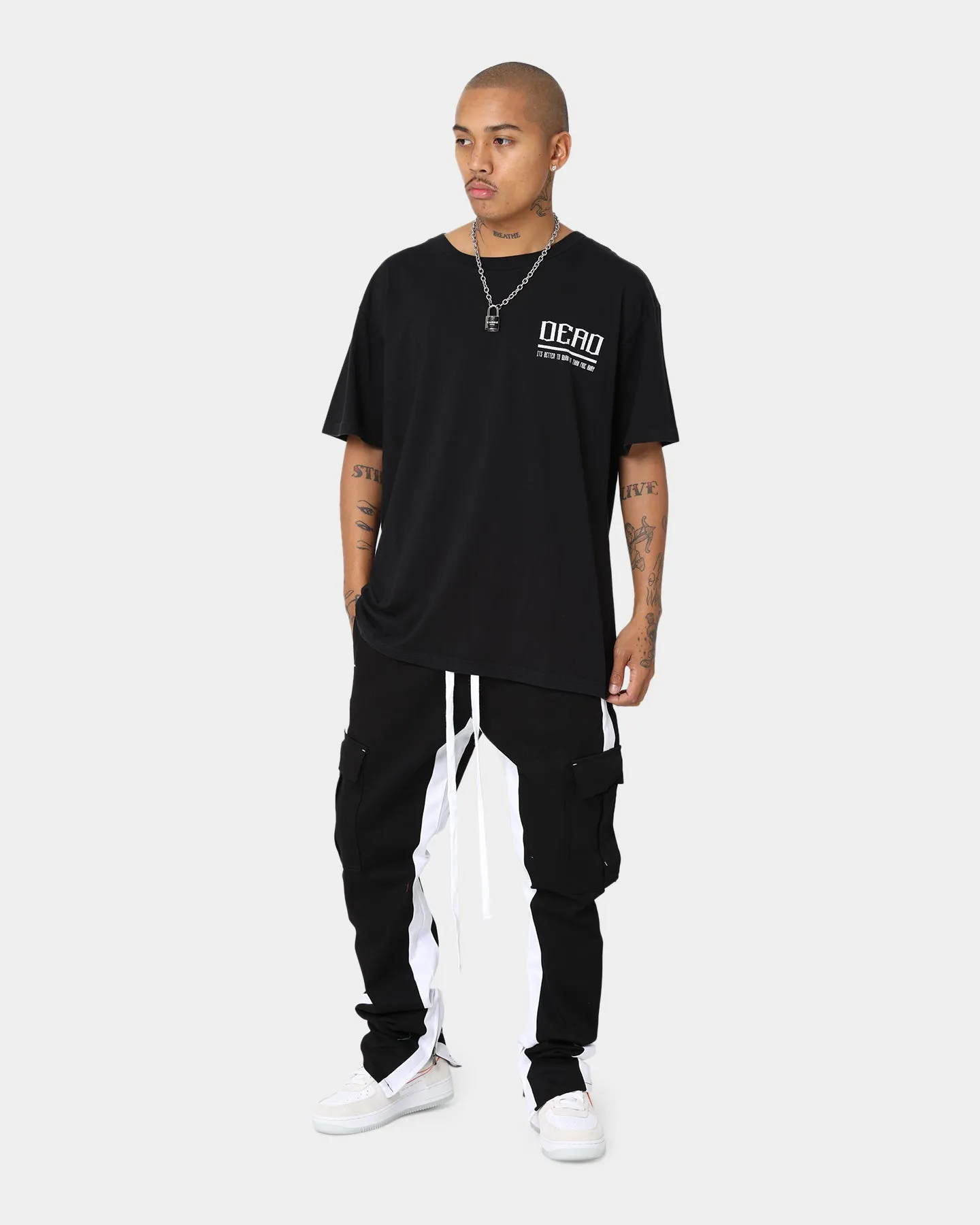 Soft touch finish Easy Style Wear Dead Studios World Tour T-Shirt Black