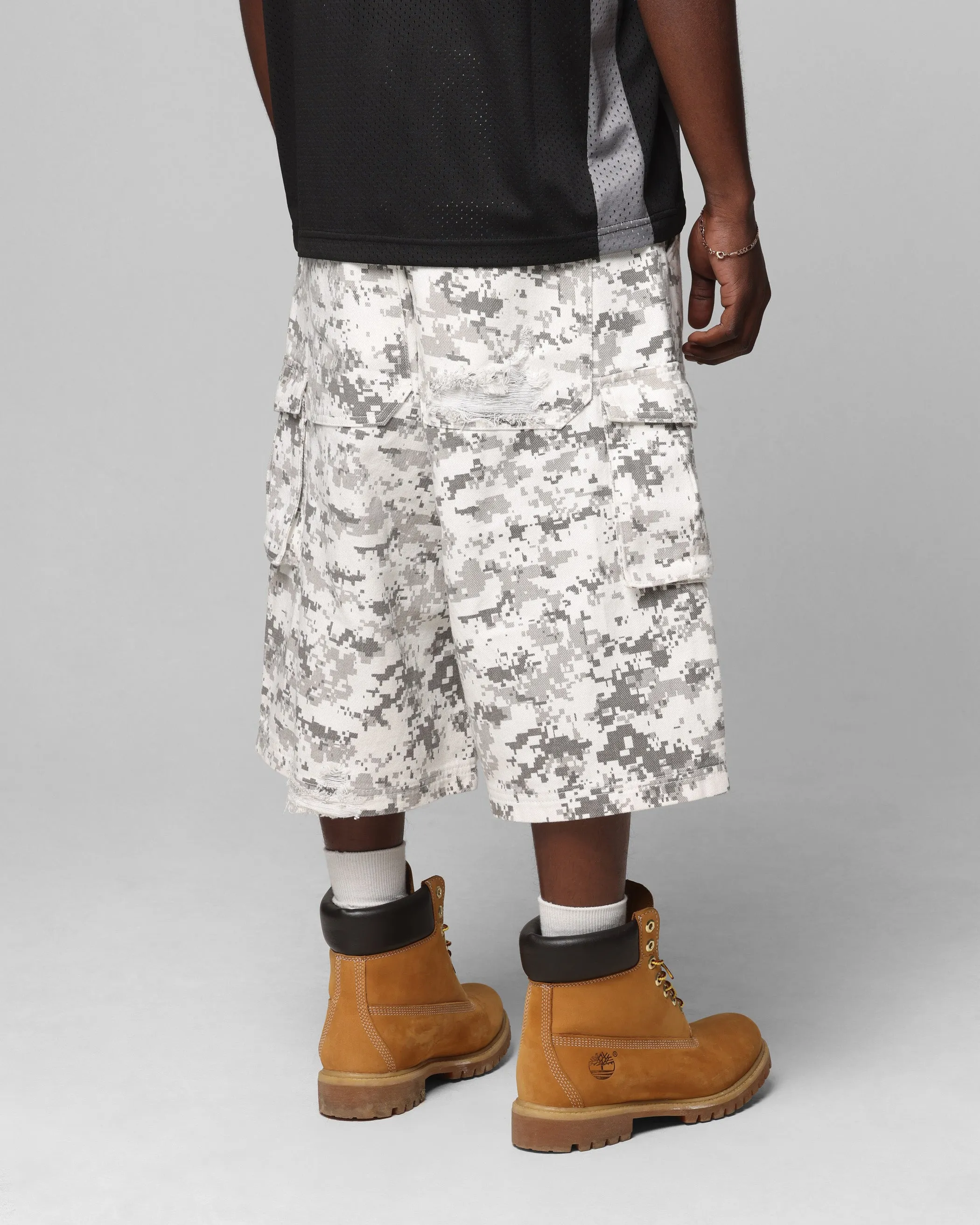Windproof coating Loiter Collateral Cargo Shorts Digi Snow Camo